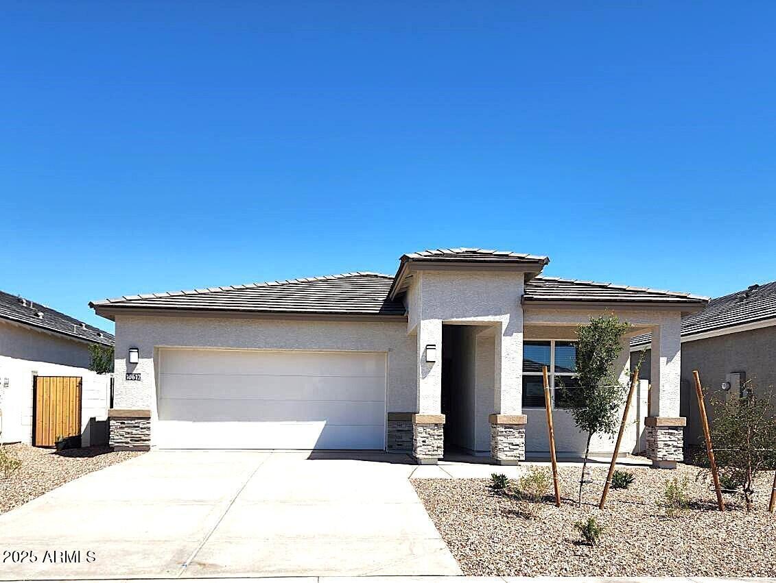 Photo of Listing #6855053