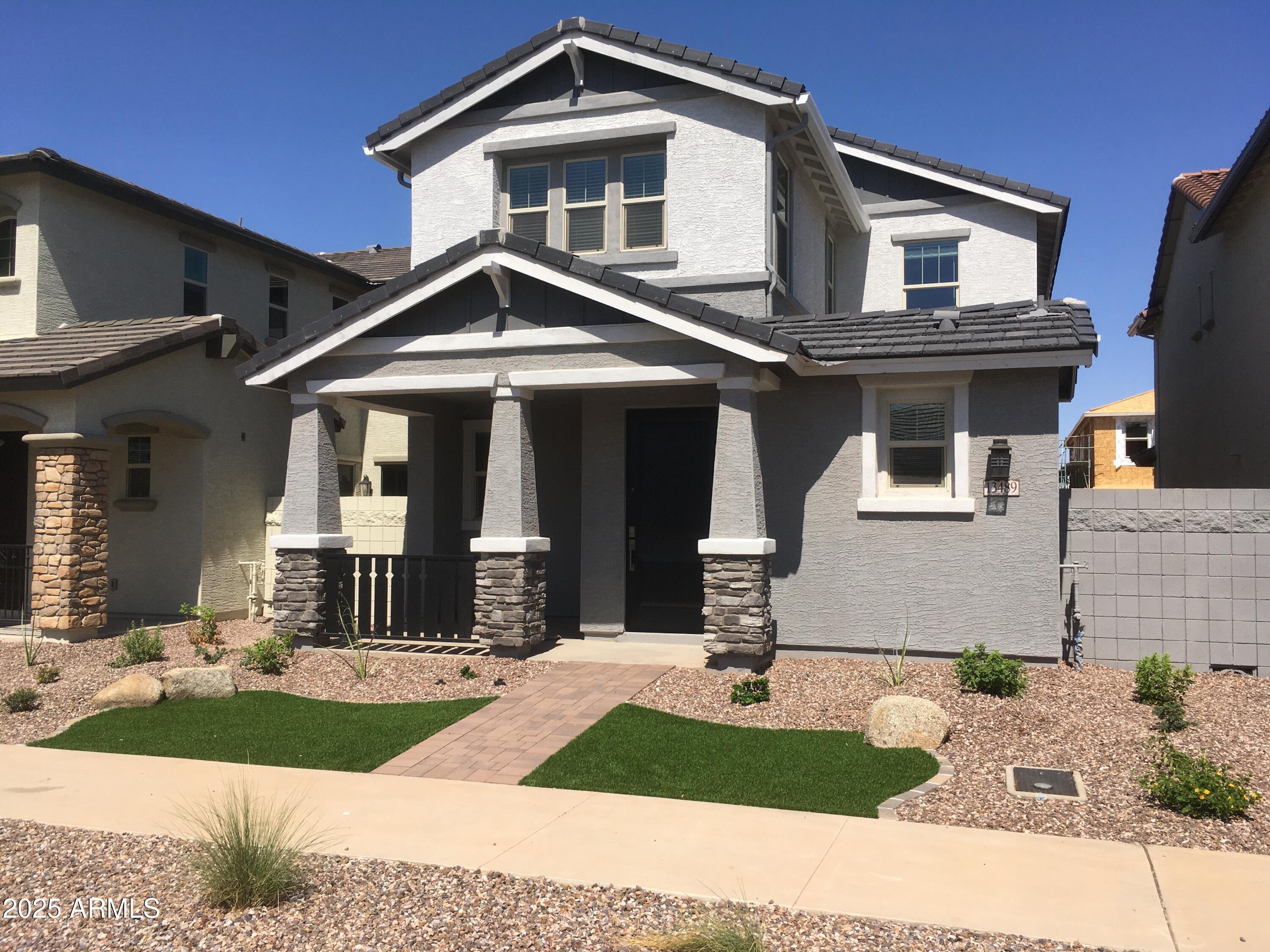 Photo of Listing #6870919