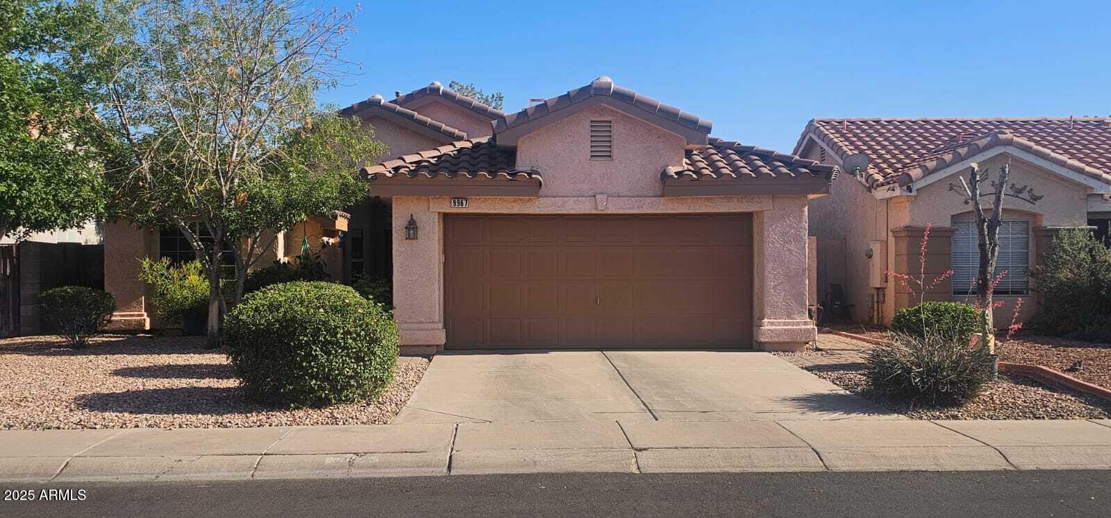 Photo of Listing #6860945