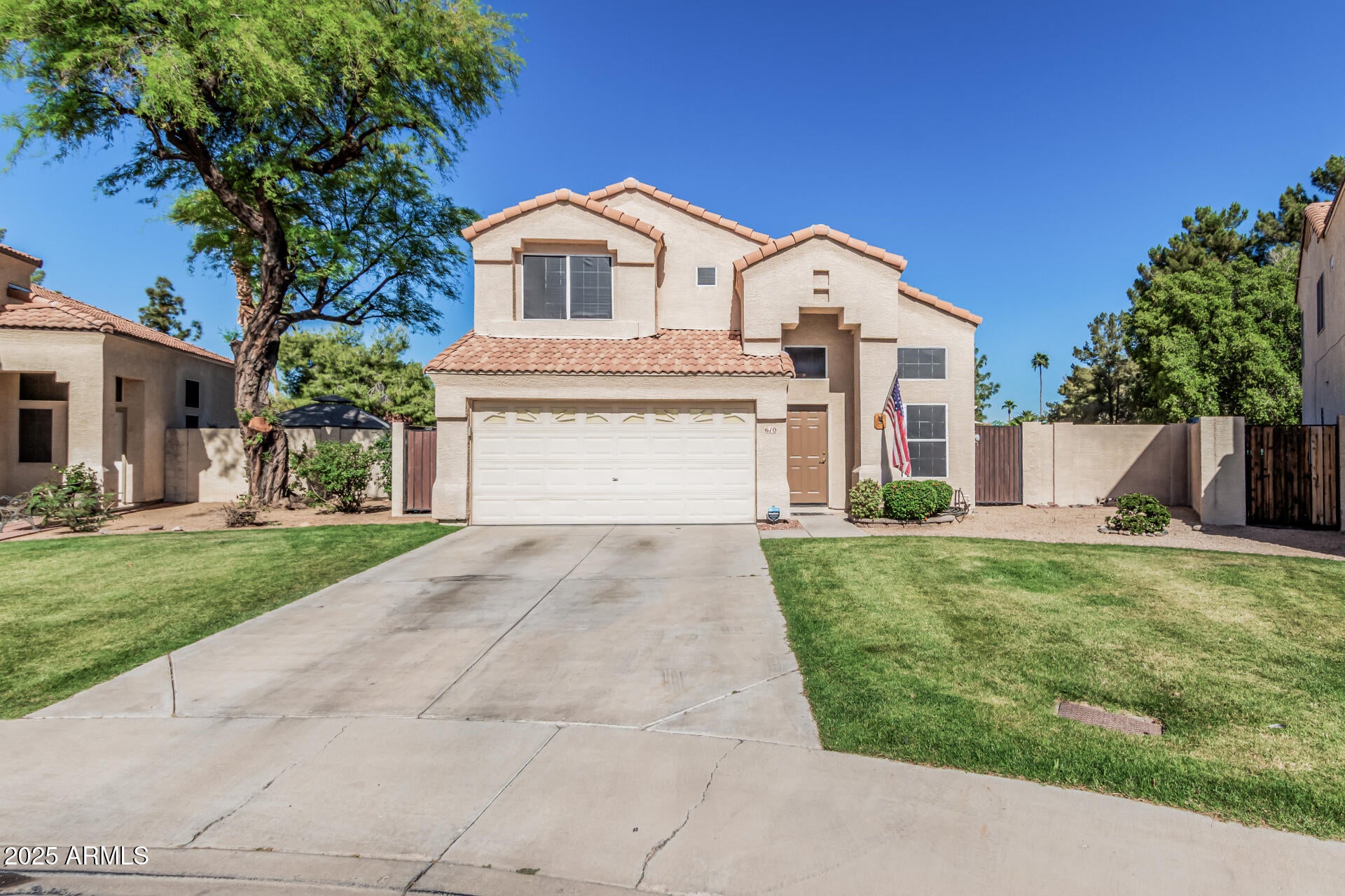 Photo of Listing #6859312