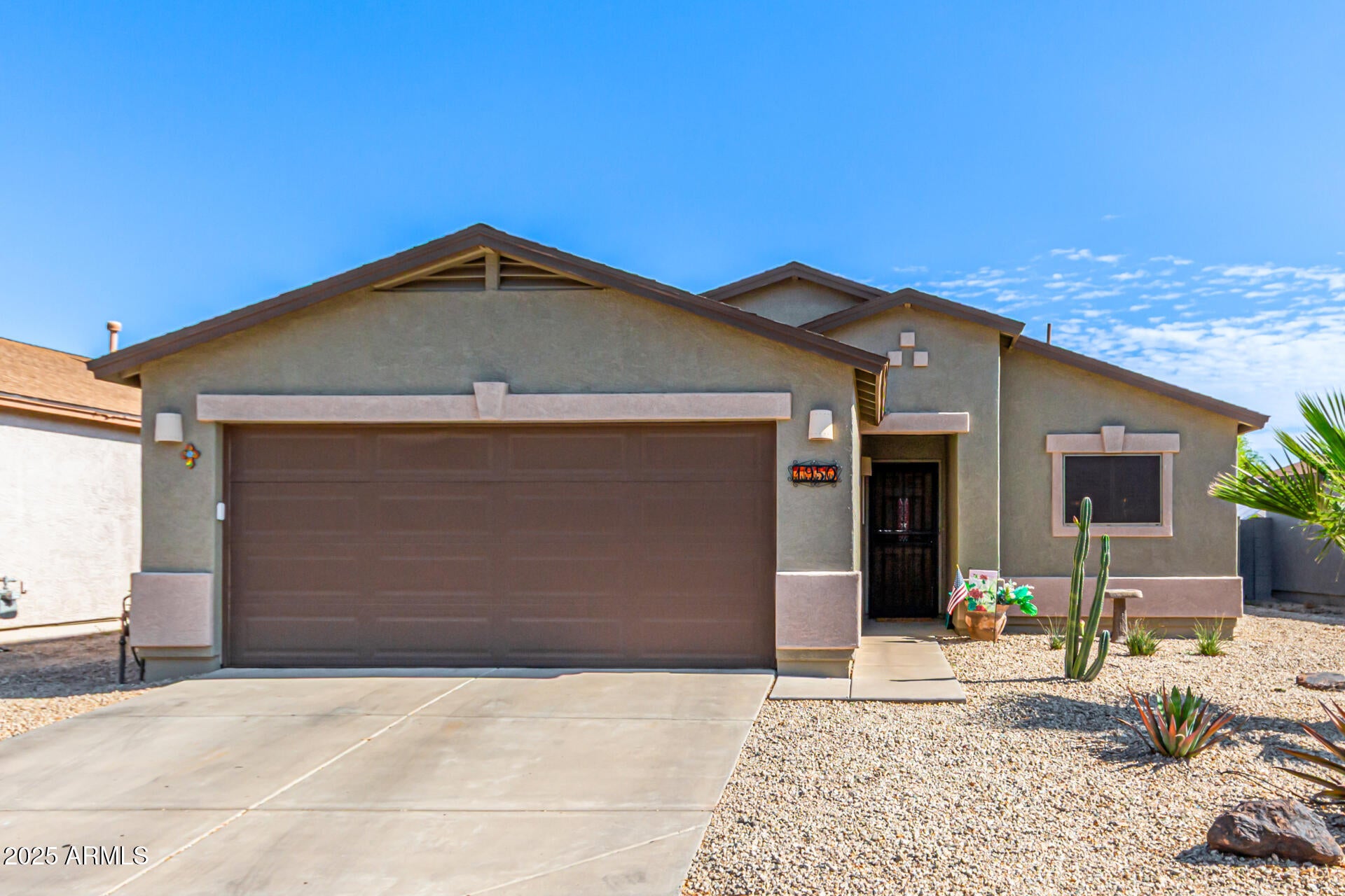 Photo of Listing #6863418