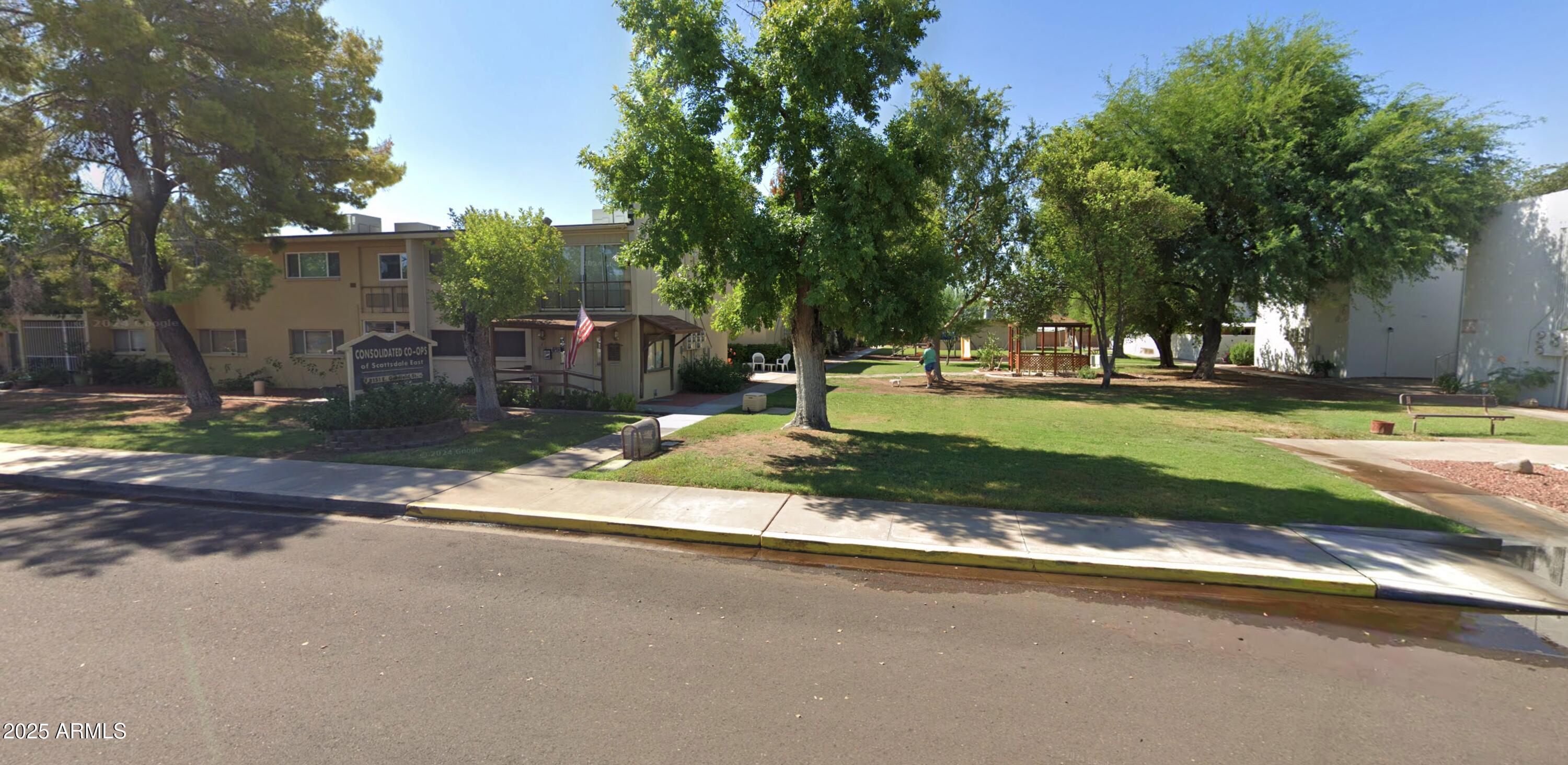 Photo of Listing #6860733