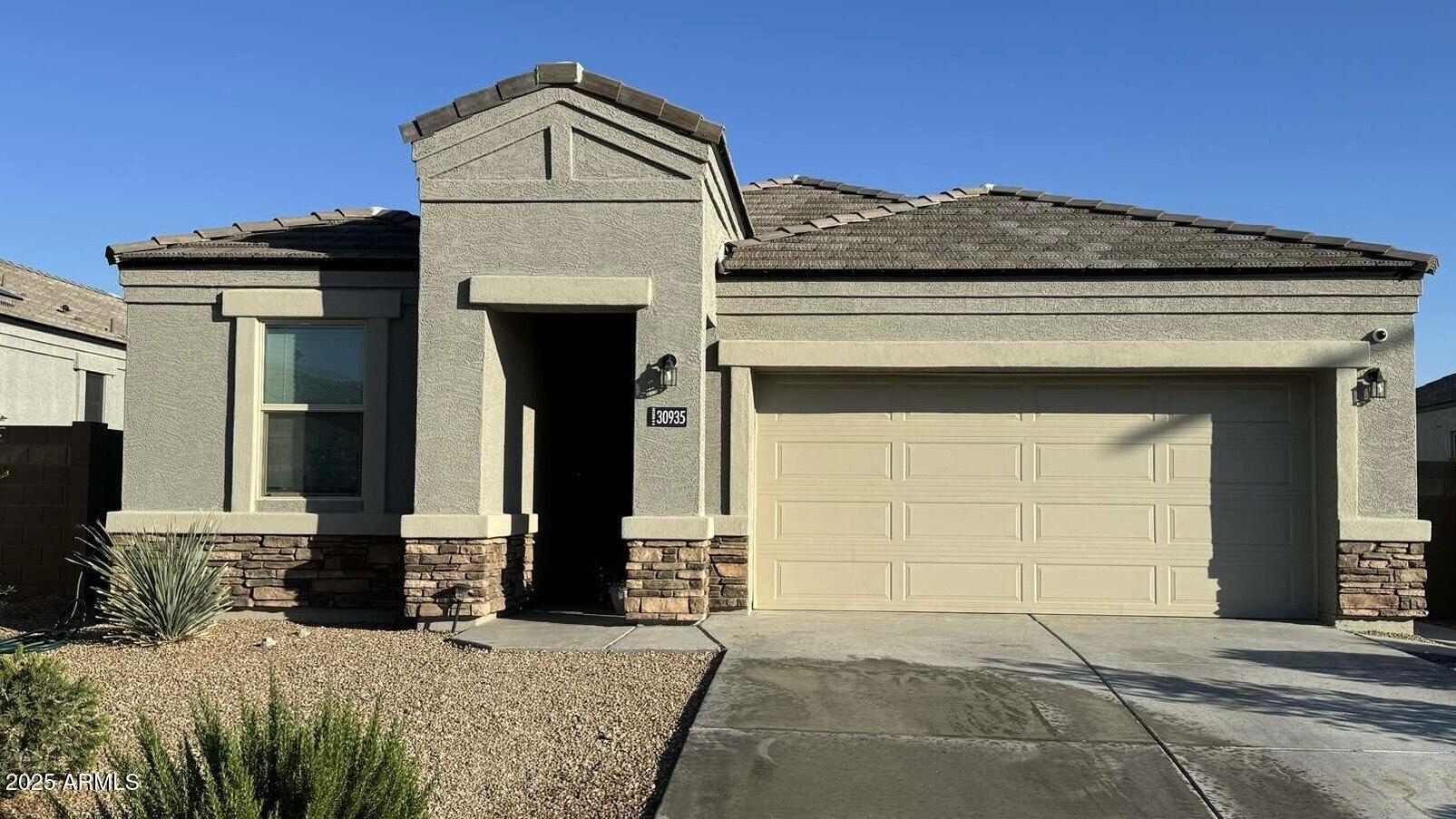 Photo of Listing #6865097