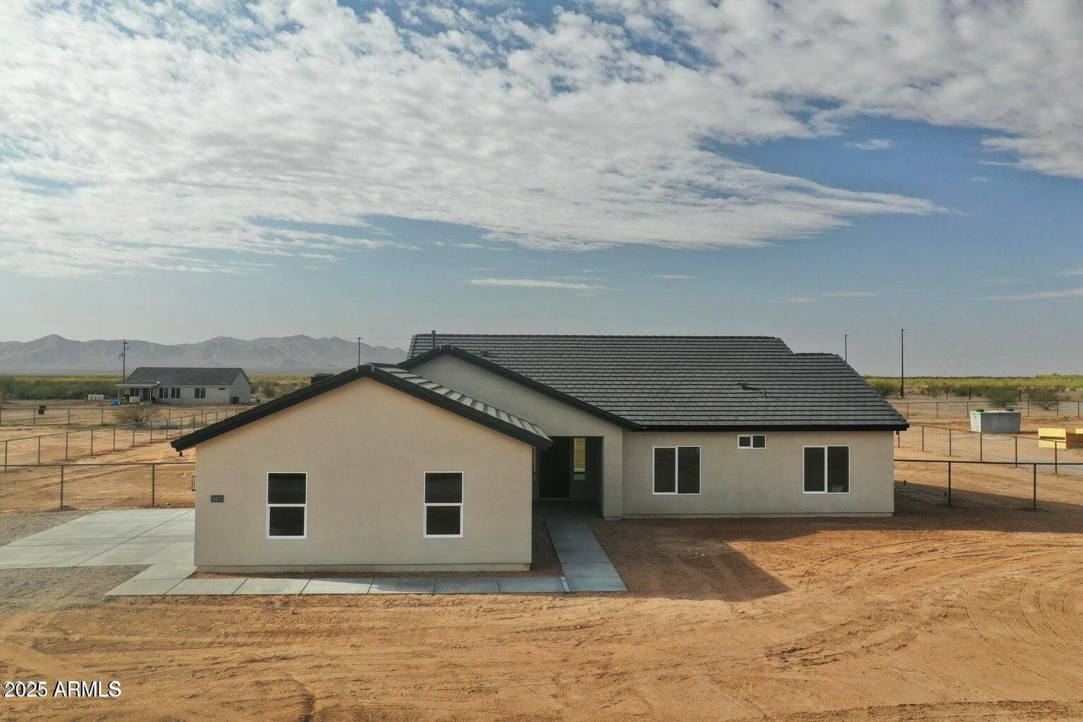 Photo of Listing #6861302