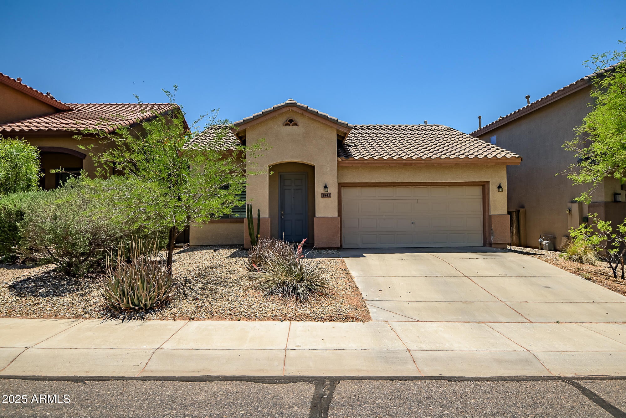 Photo of Listing #6861563