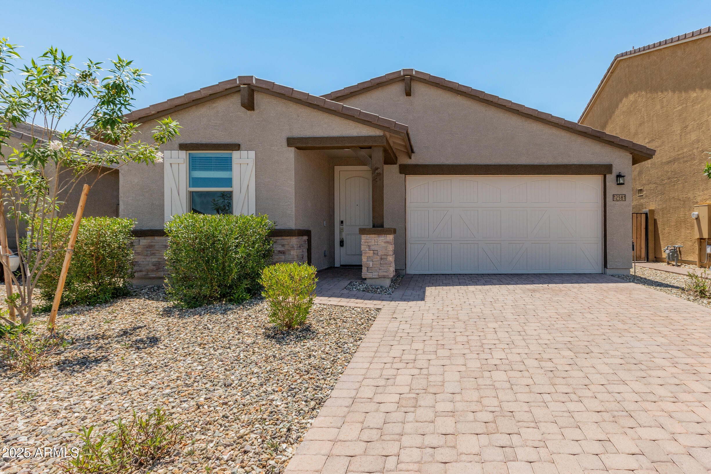 Photo of Listing #6863008