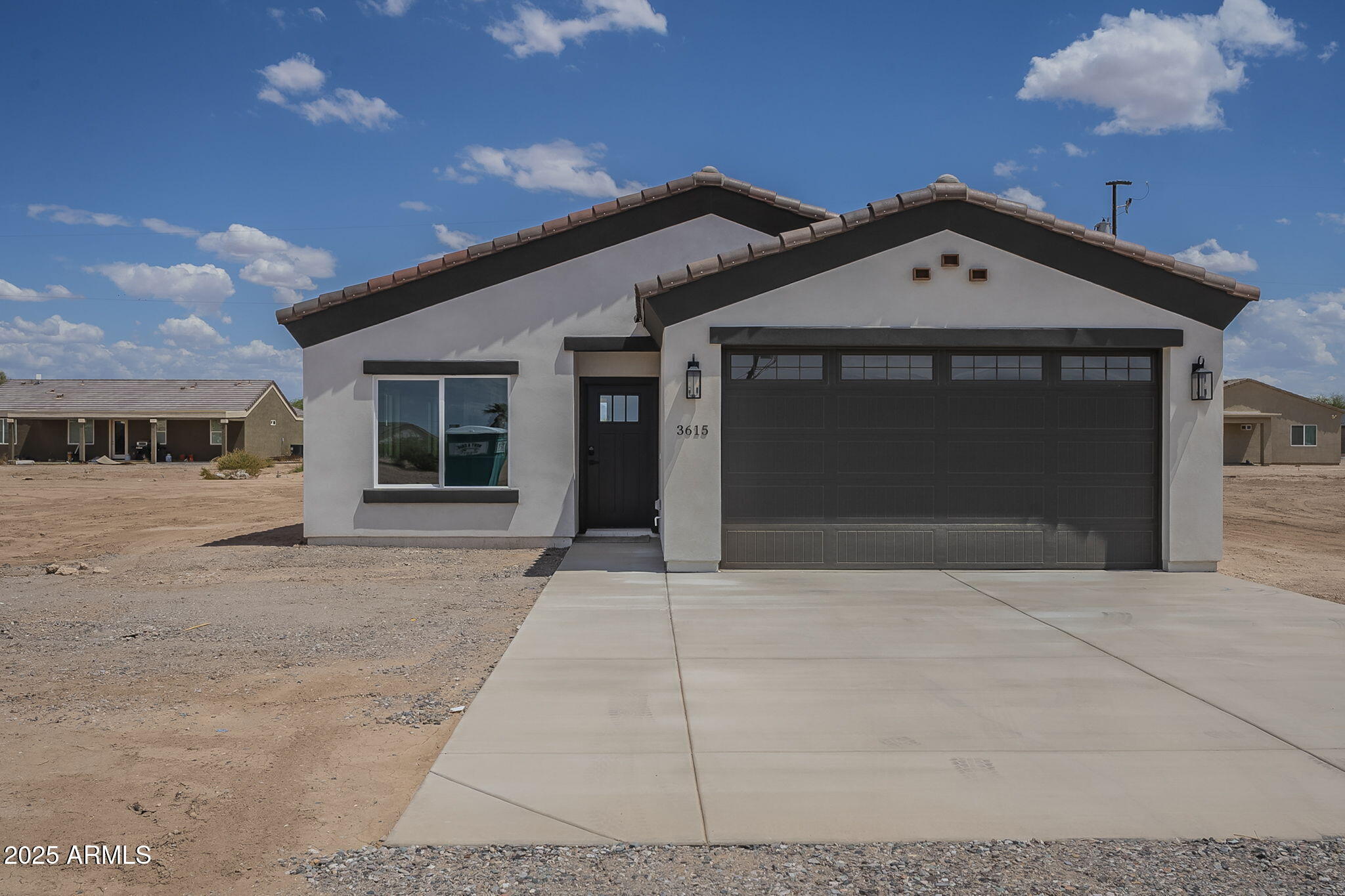 Photo of Listing #6863401