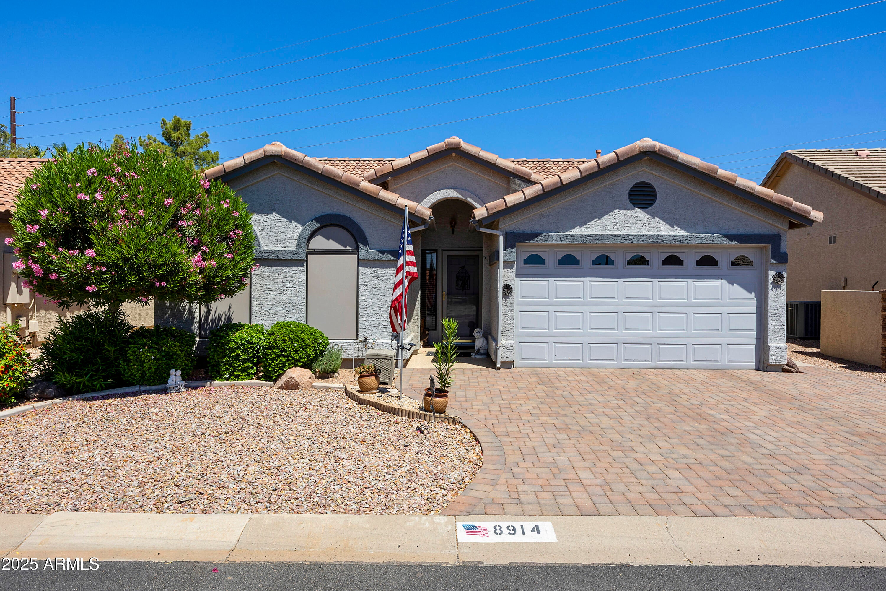 Photo of Listing #6864304