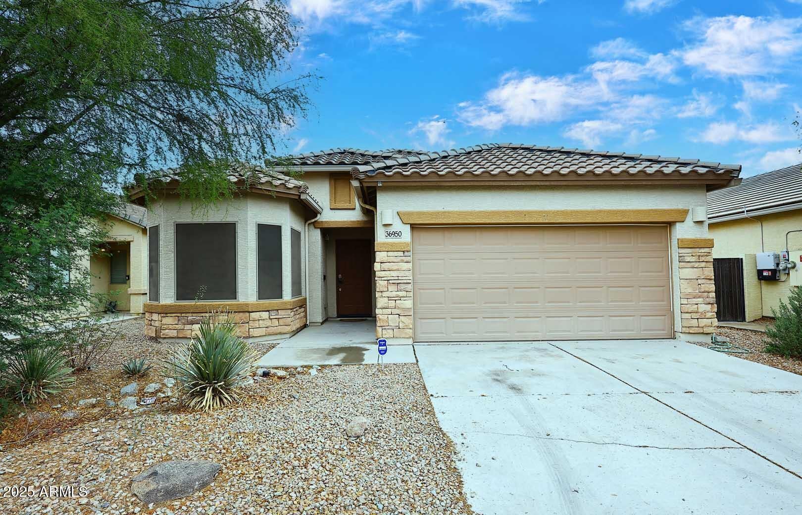 Photo of Listing #6862897