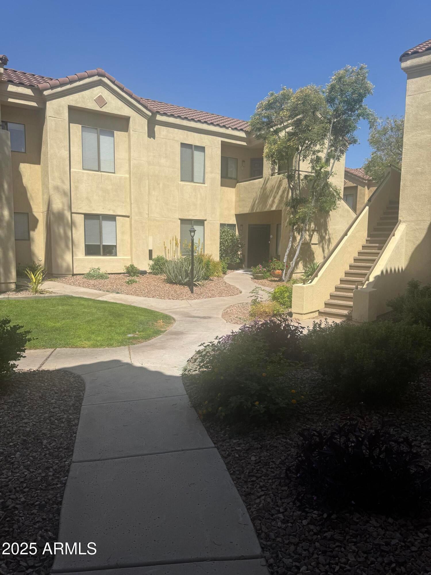 Photo of Listing #6865466