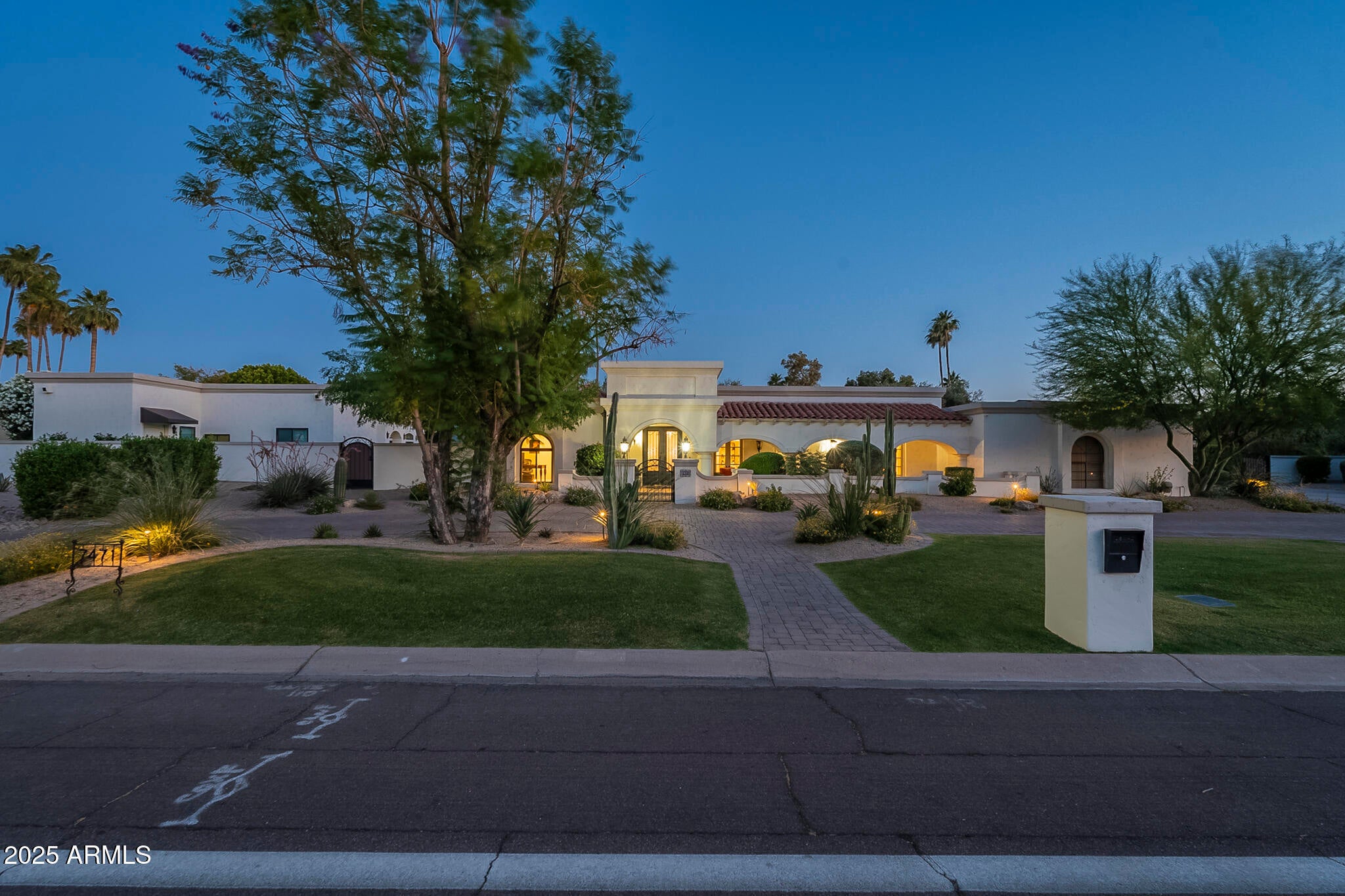 Photo of Listing #6865089