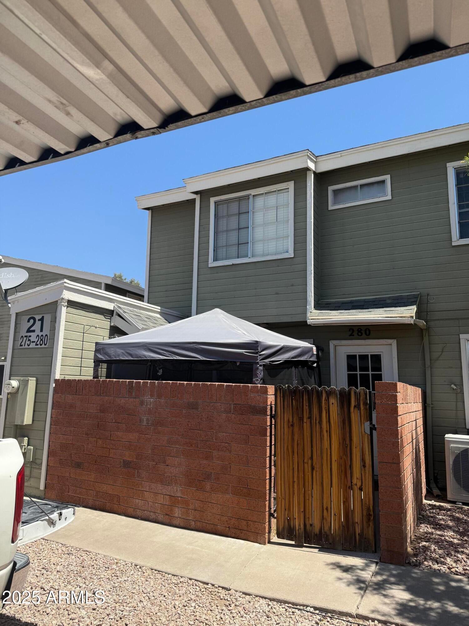 Photo of Listing #6878216