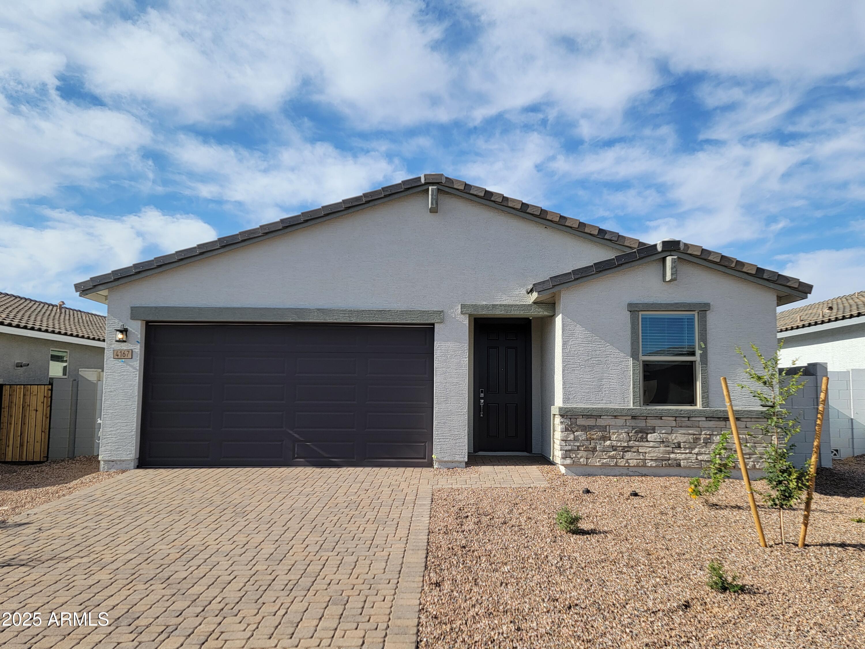Photo of Listing #6868290