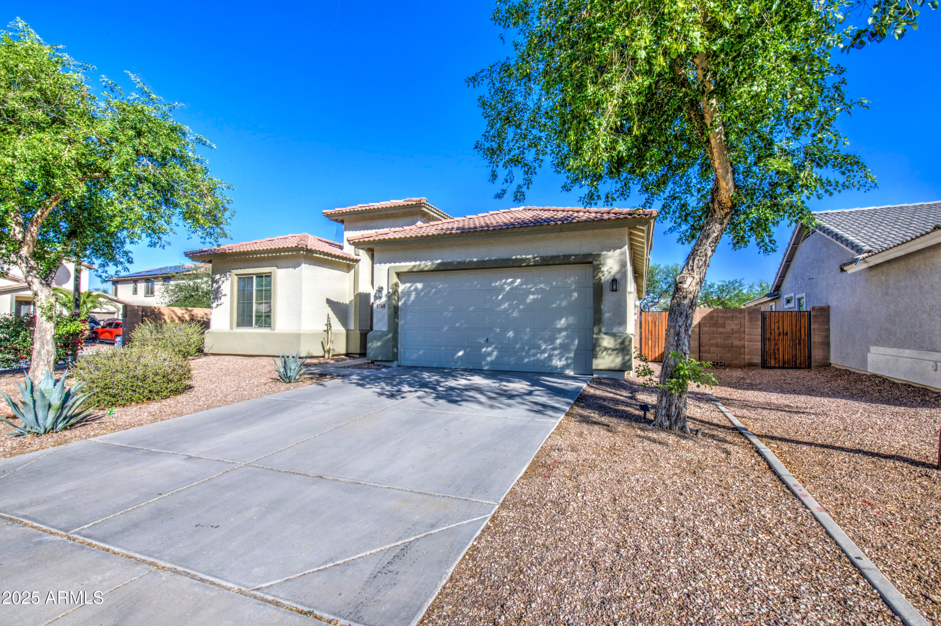 Photo of Listing #6869541
