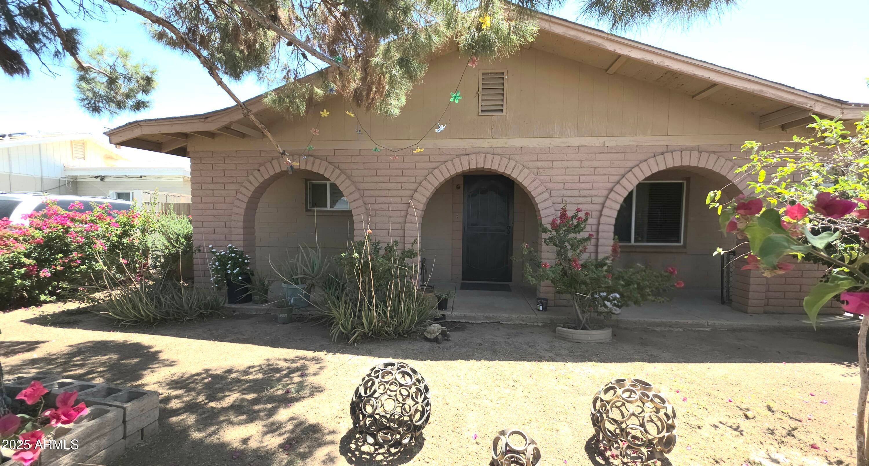 Photo of Listing #6870303