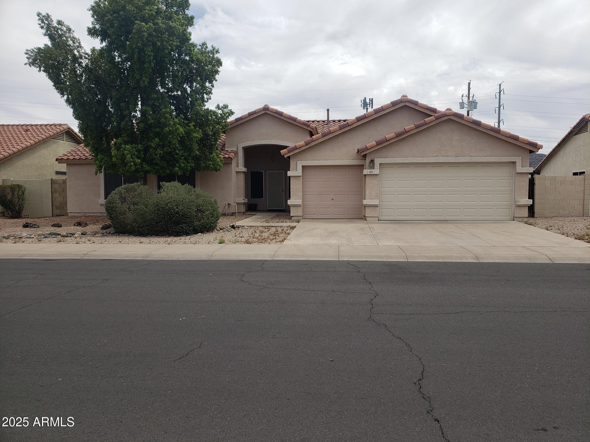 Photo of Listing #6872364