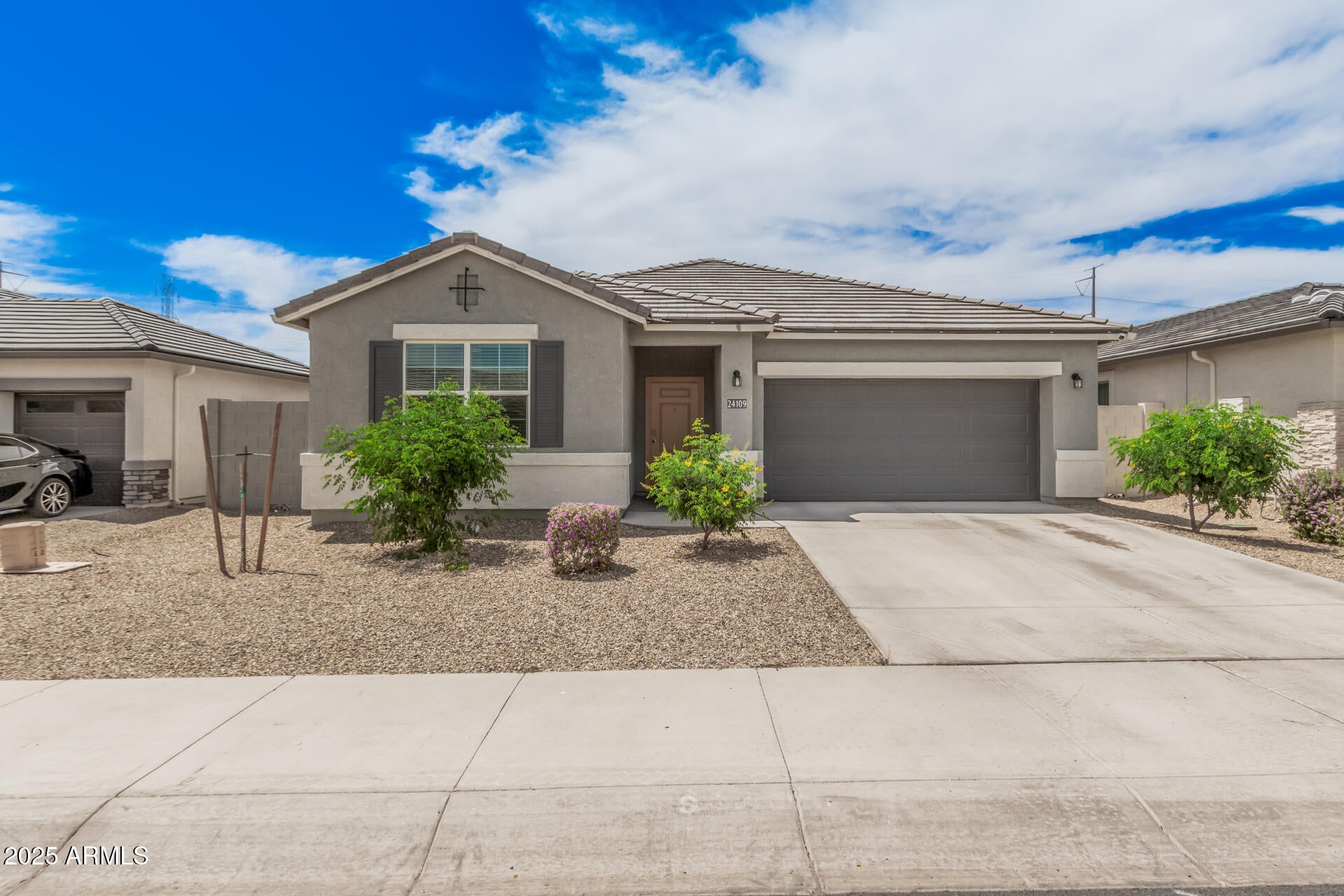 Photo of Listing #6878003