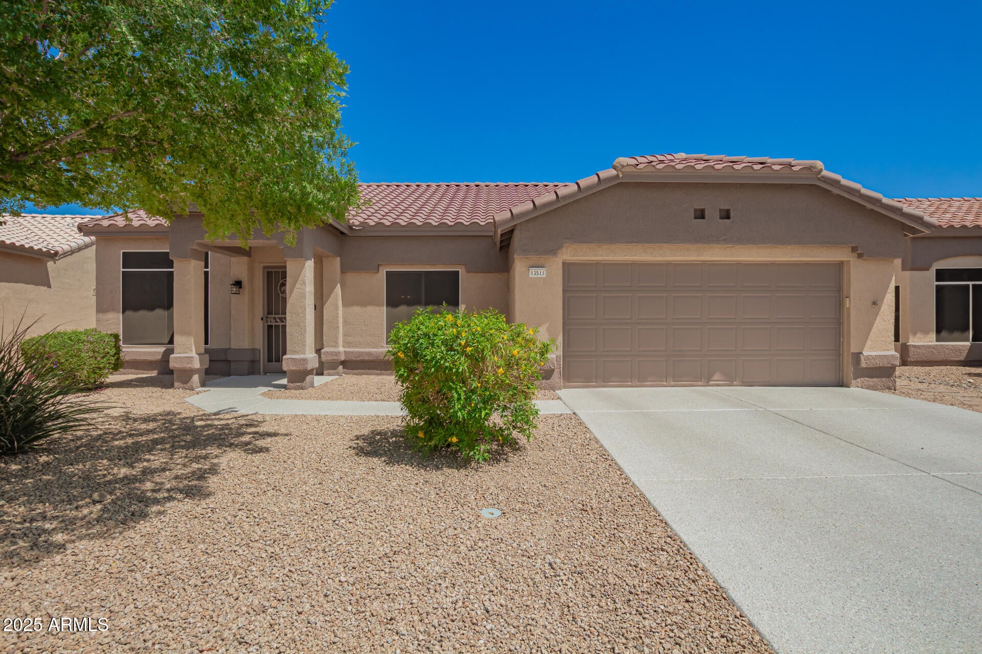 Photo of Listing #6877006