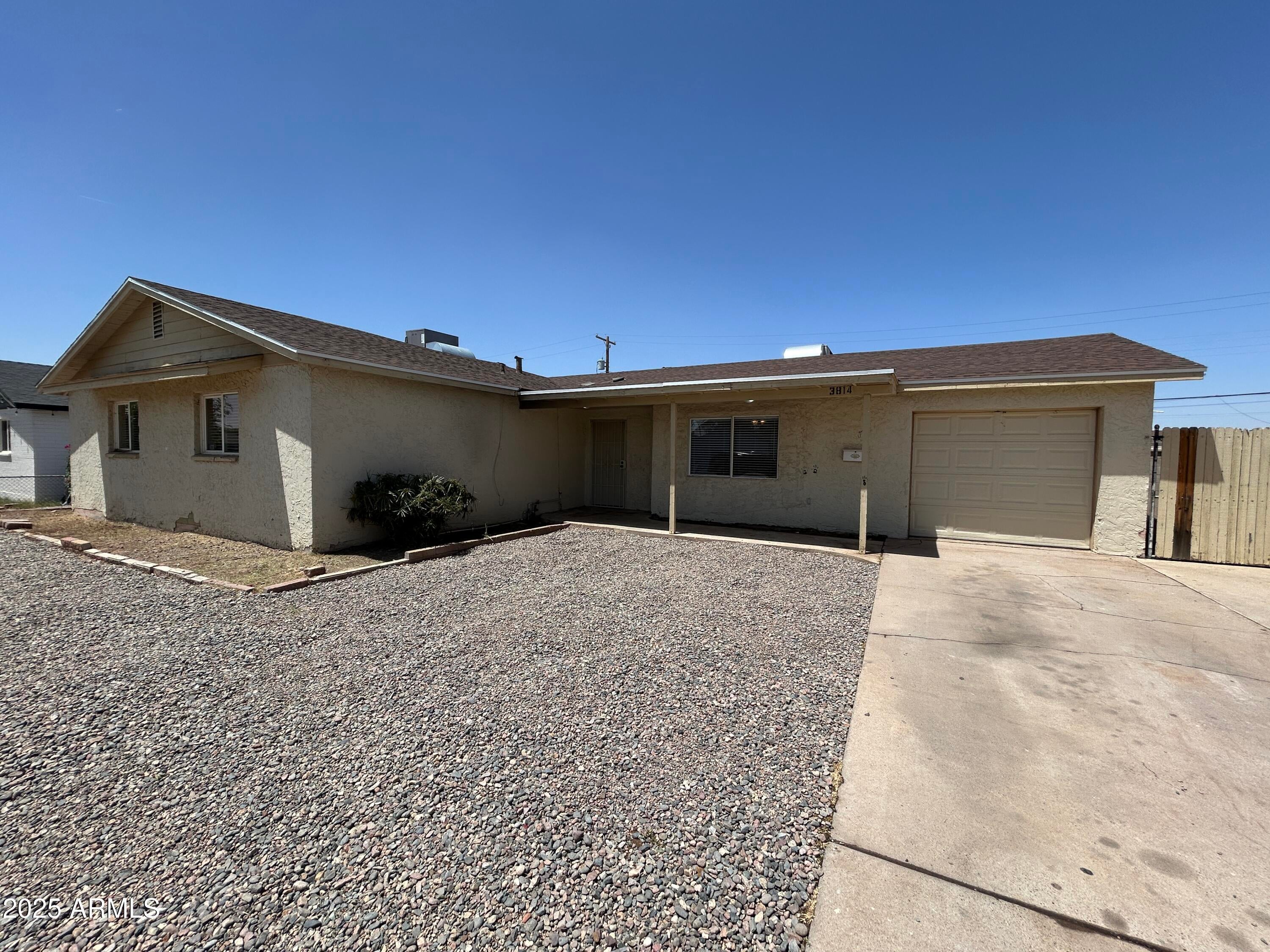Photo of Listing #6872819