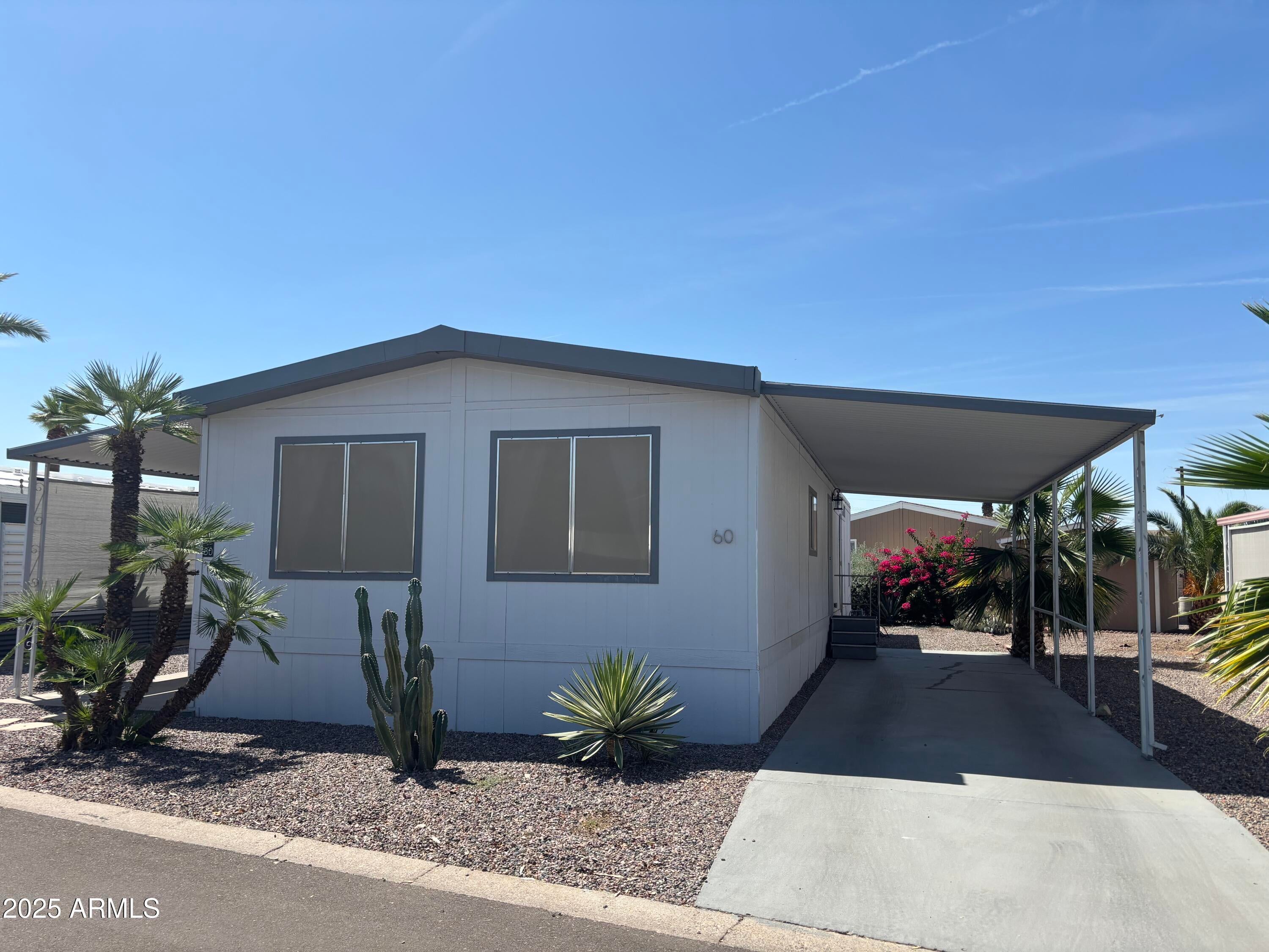 Photo of Listing #6873512