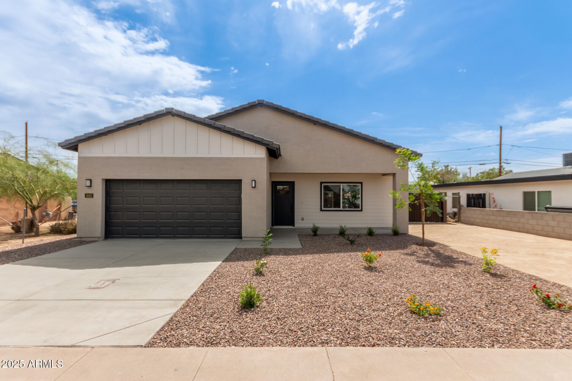 Photo of Listing #6873708