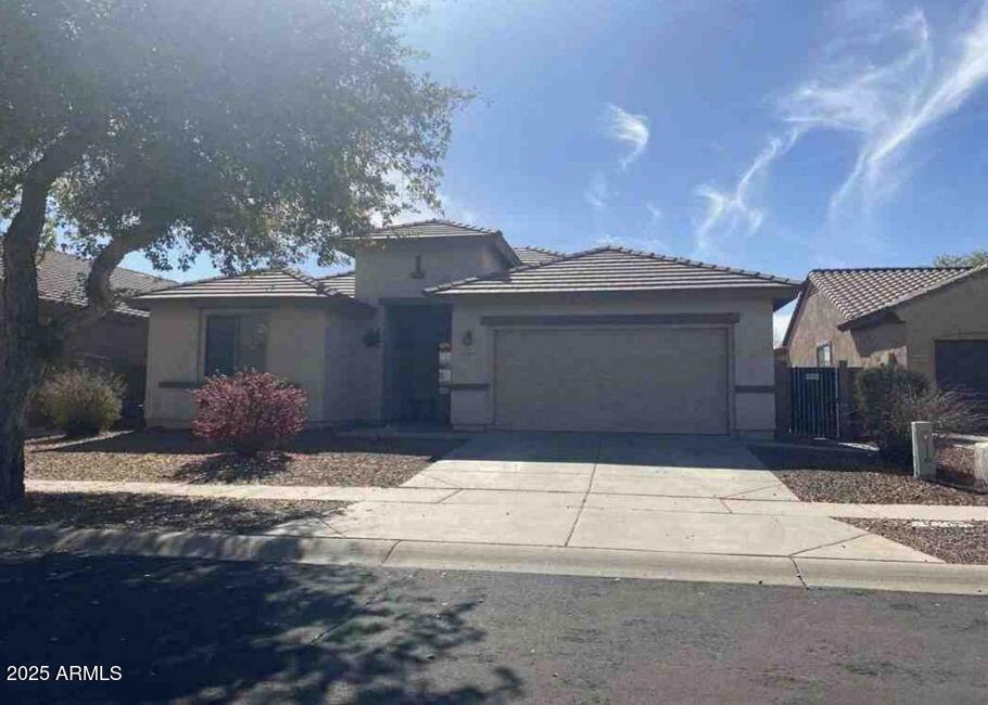 Photo of Listing #6874933