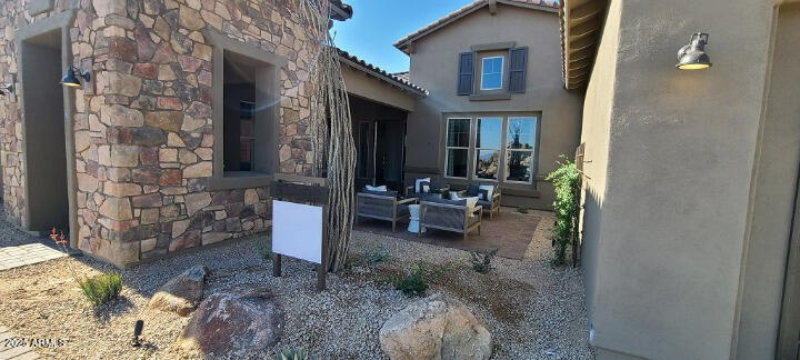 Photo of Listing #6875692