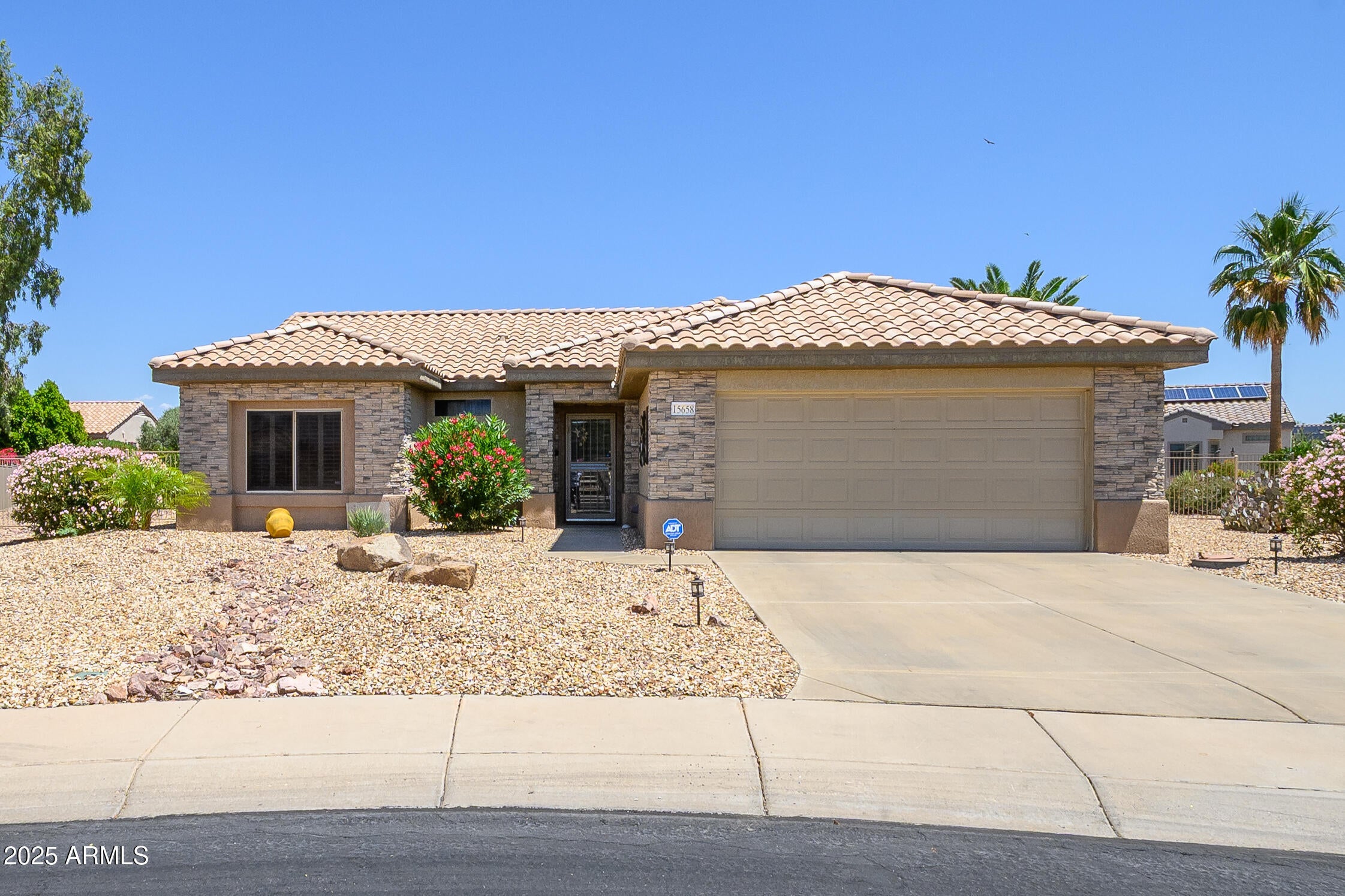Photo of Listing #6877080
