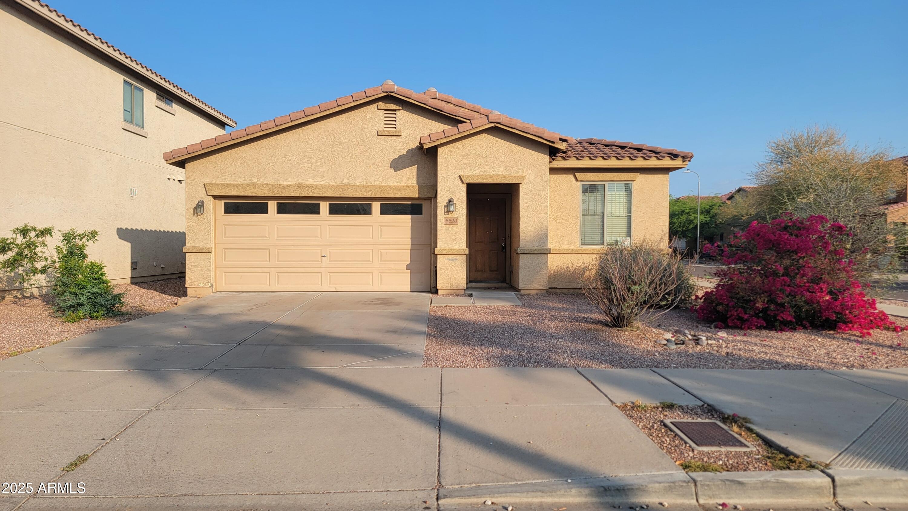 Photo of Listing #6876958