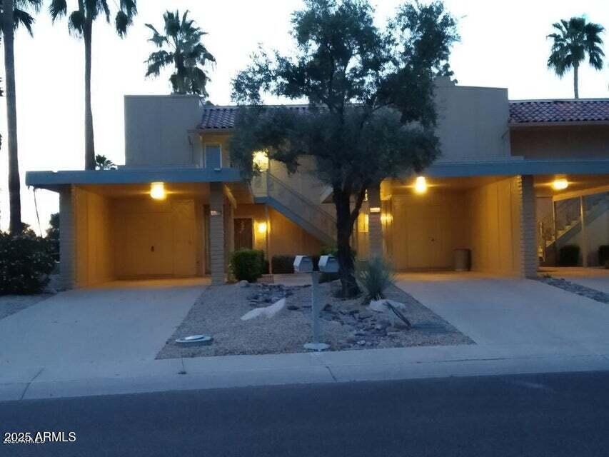 Photo of Listing #6878410