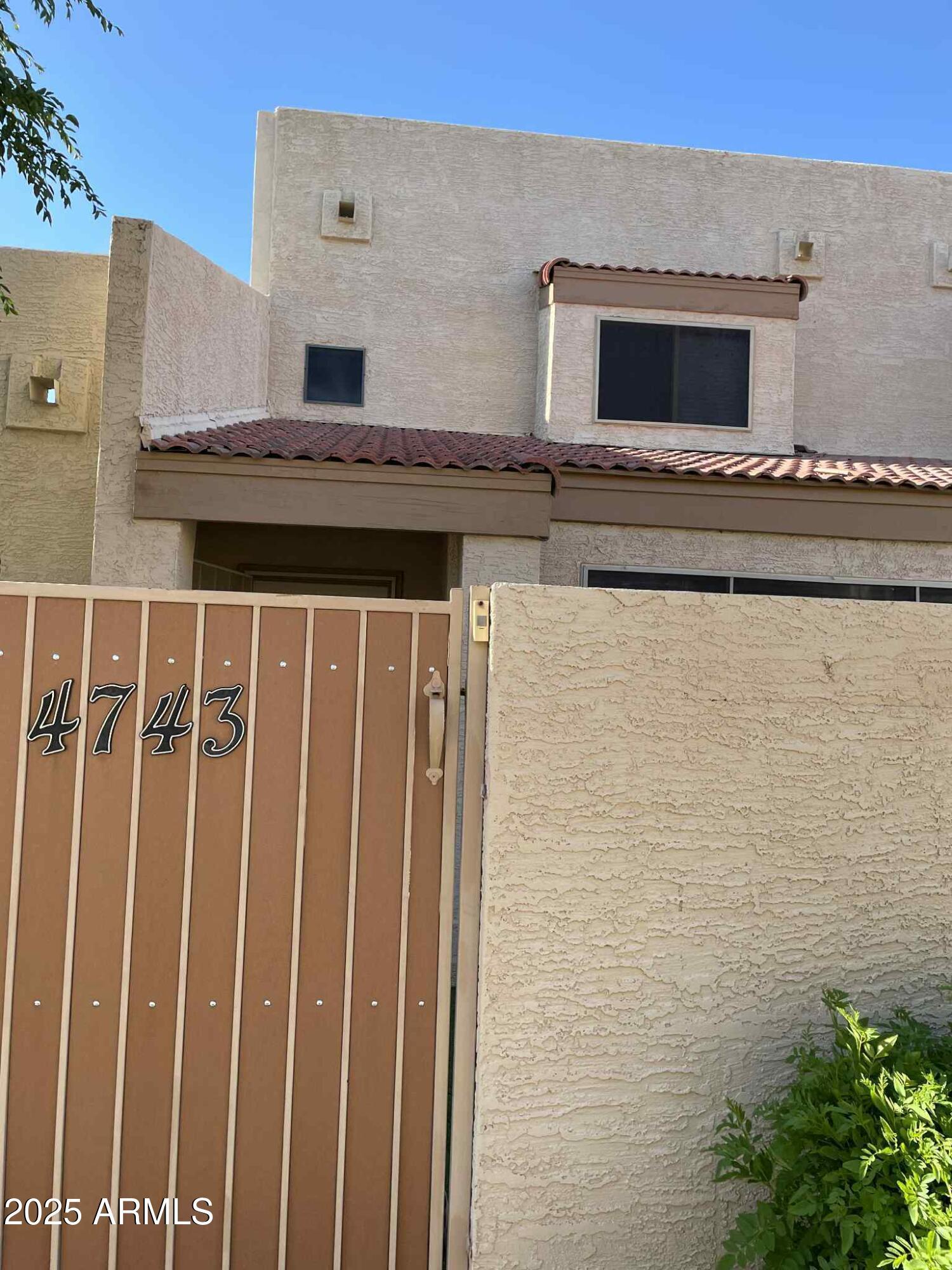 Photo of Listing #6879673