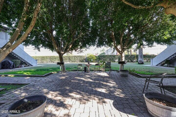 Photo of Listing #6880172