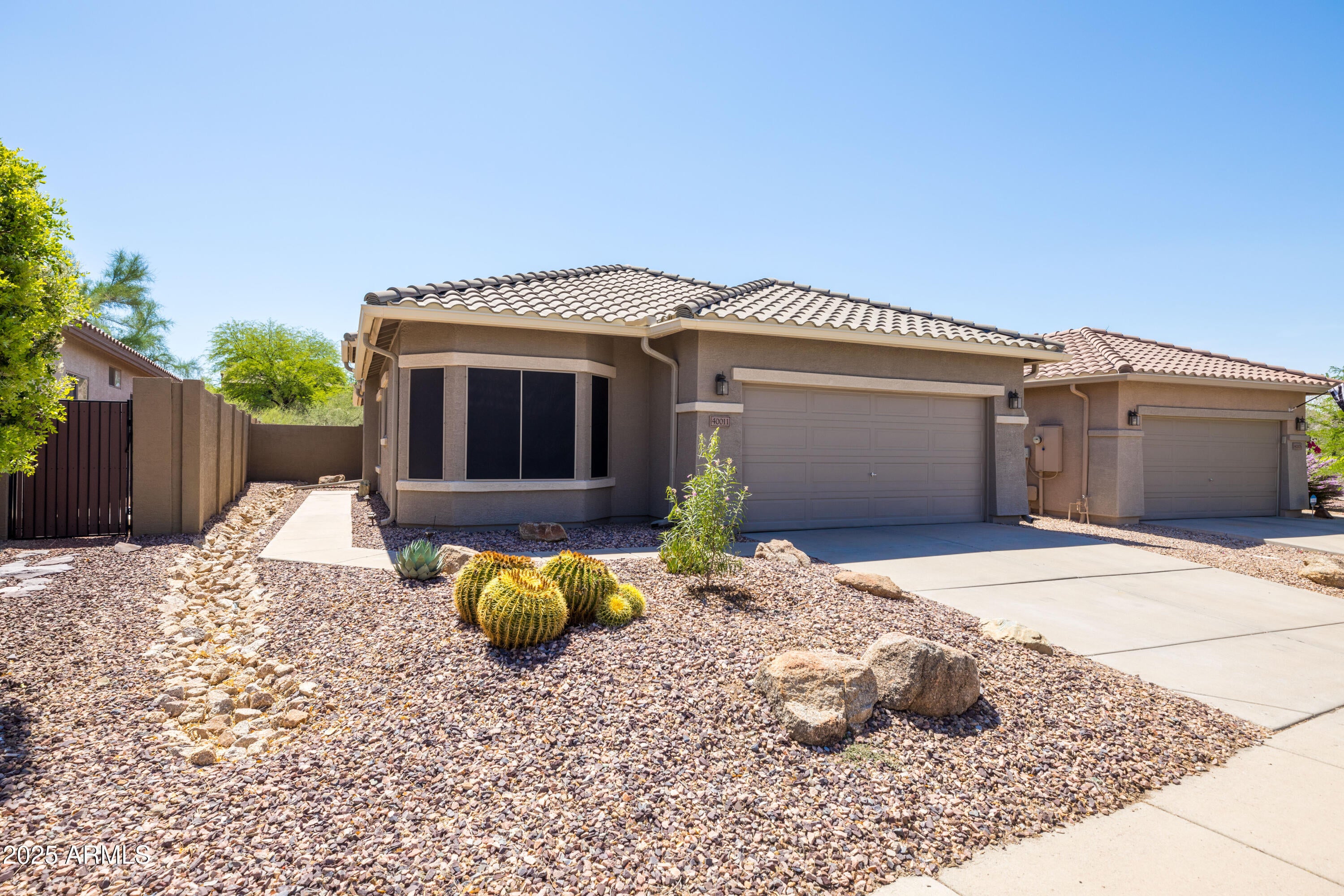 Photo of Listing #6880400