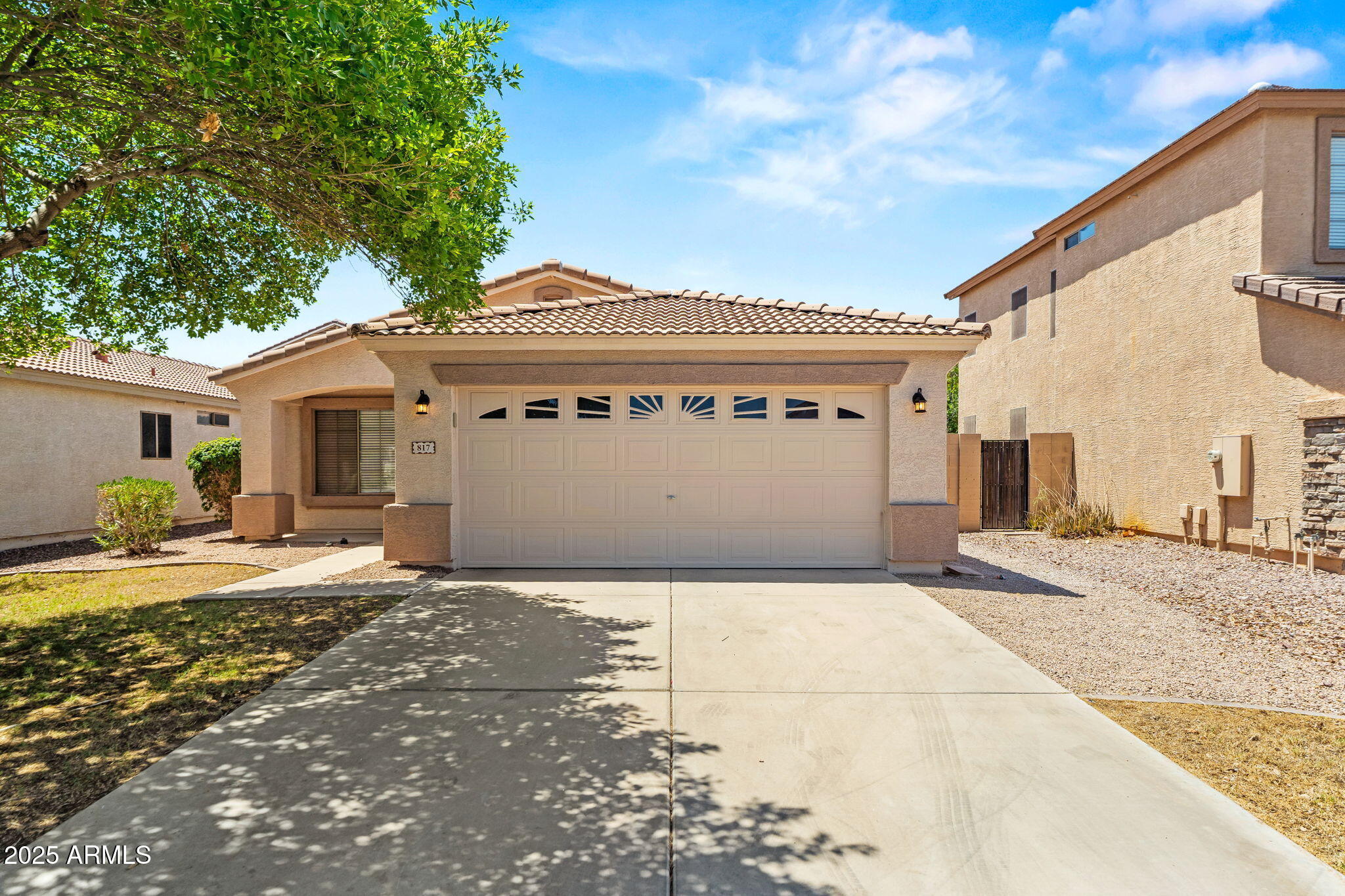 Photo of Listing #6880798