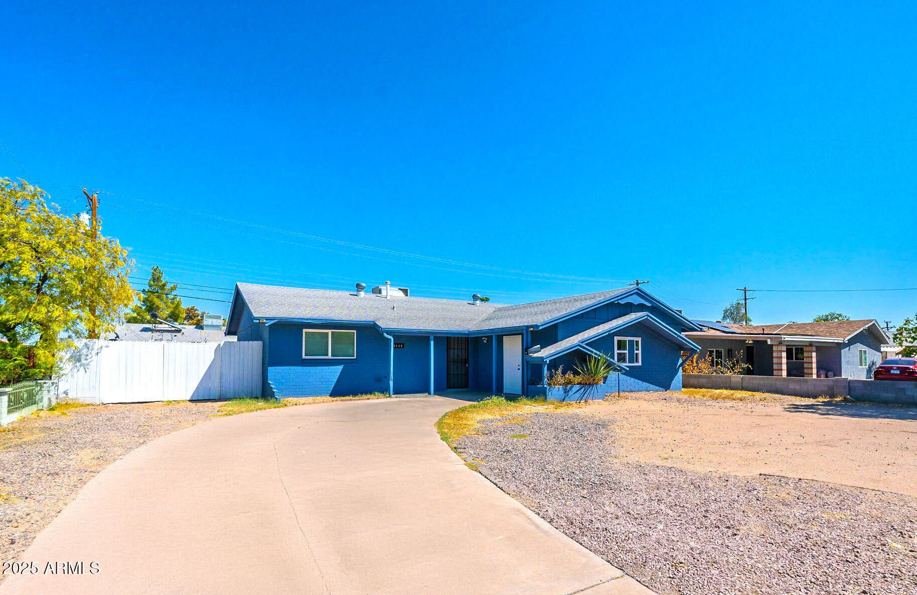 Photo of Listing #6881098