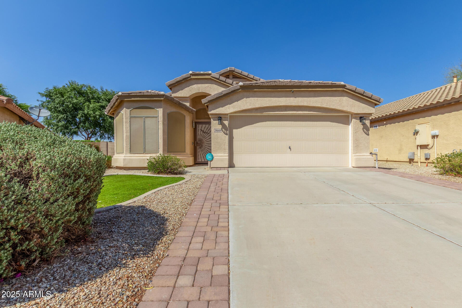 Photo of Listing #6881800
