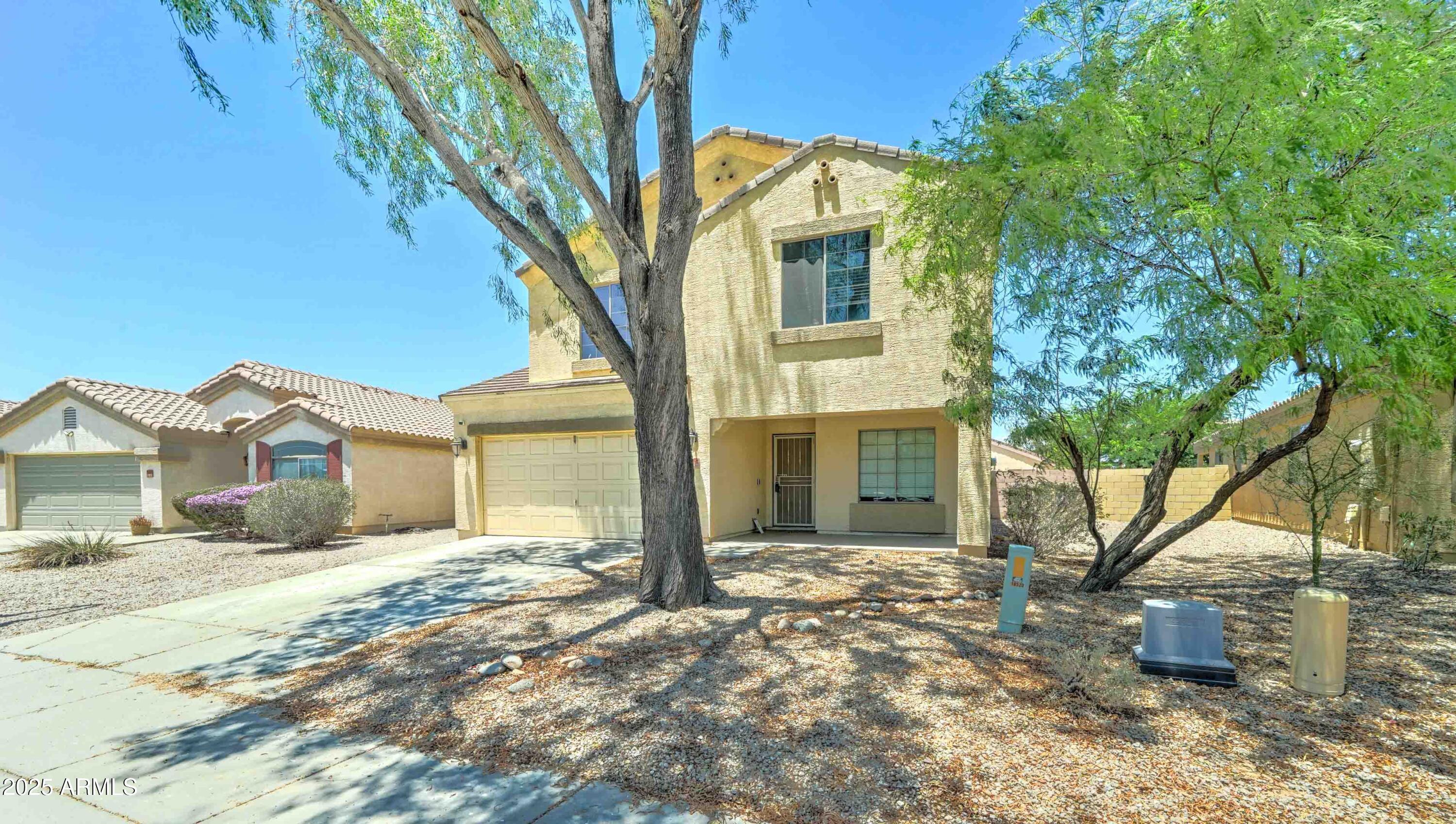 Photo of Listing #6882289