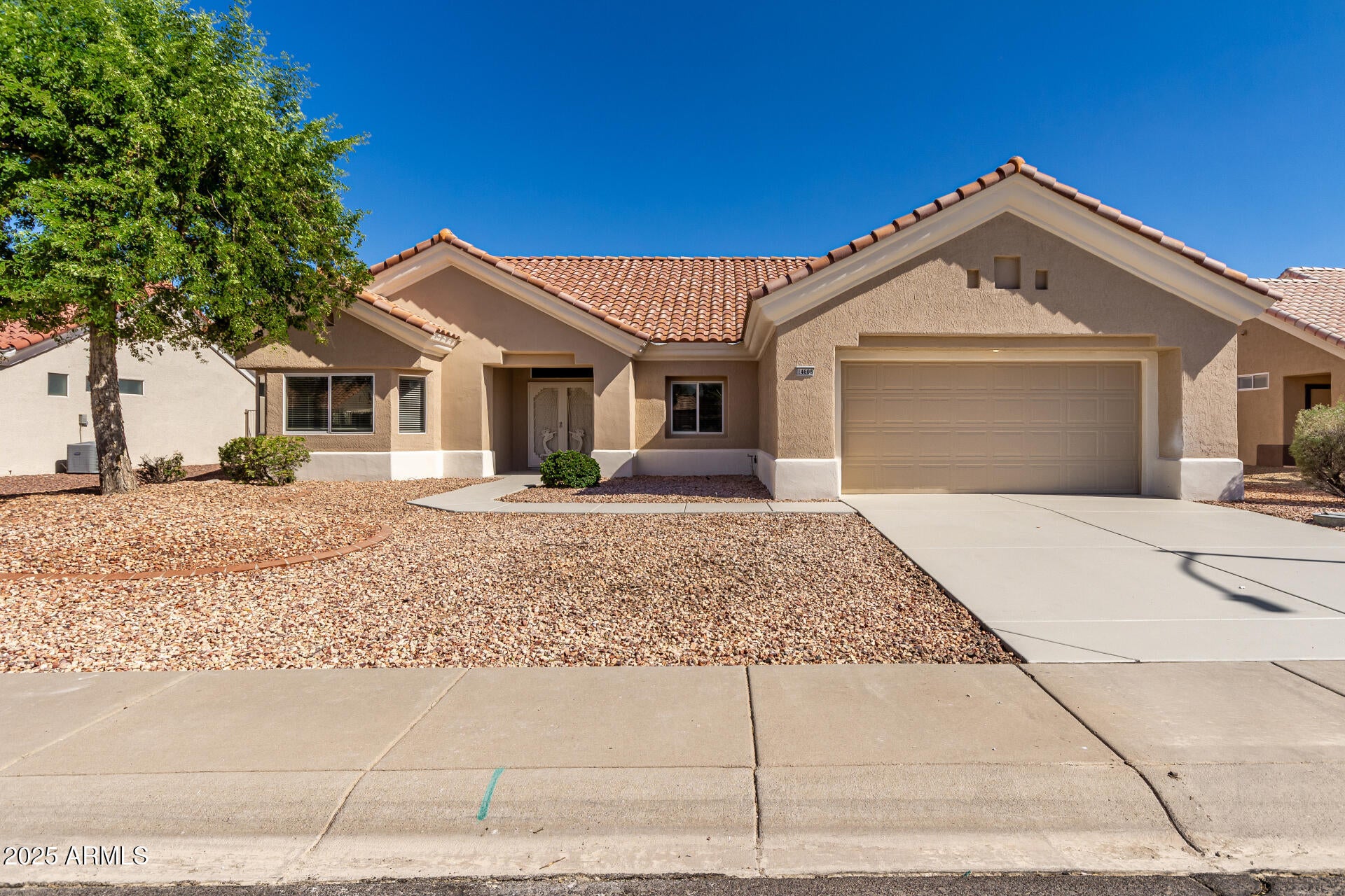 Photo of Listing #6885067