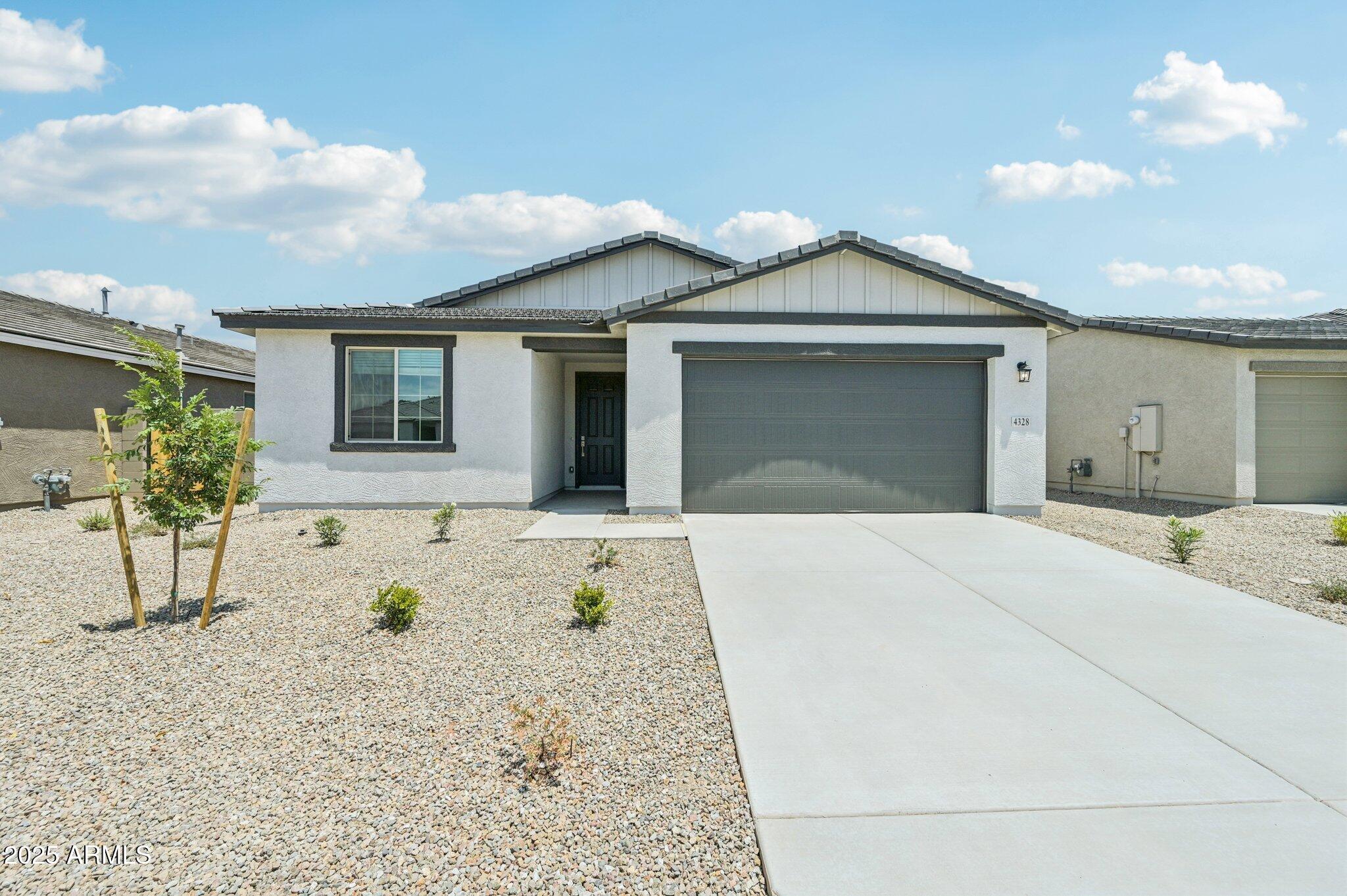 Photo of Listing #6883152