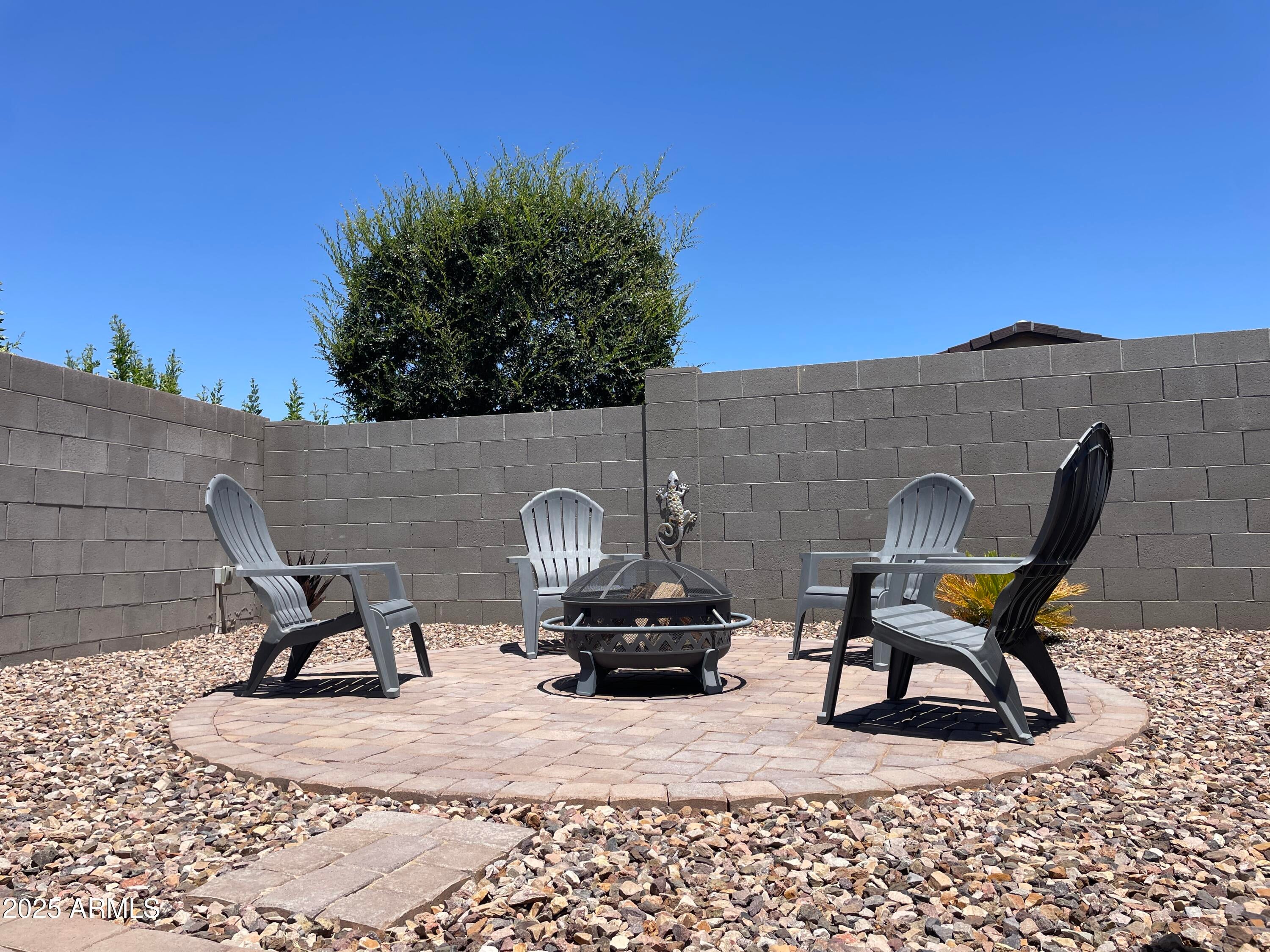 Photo of Listing #6887188