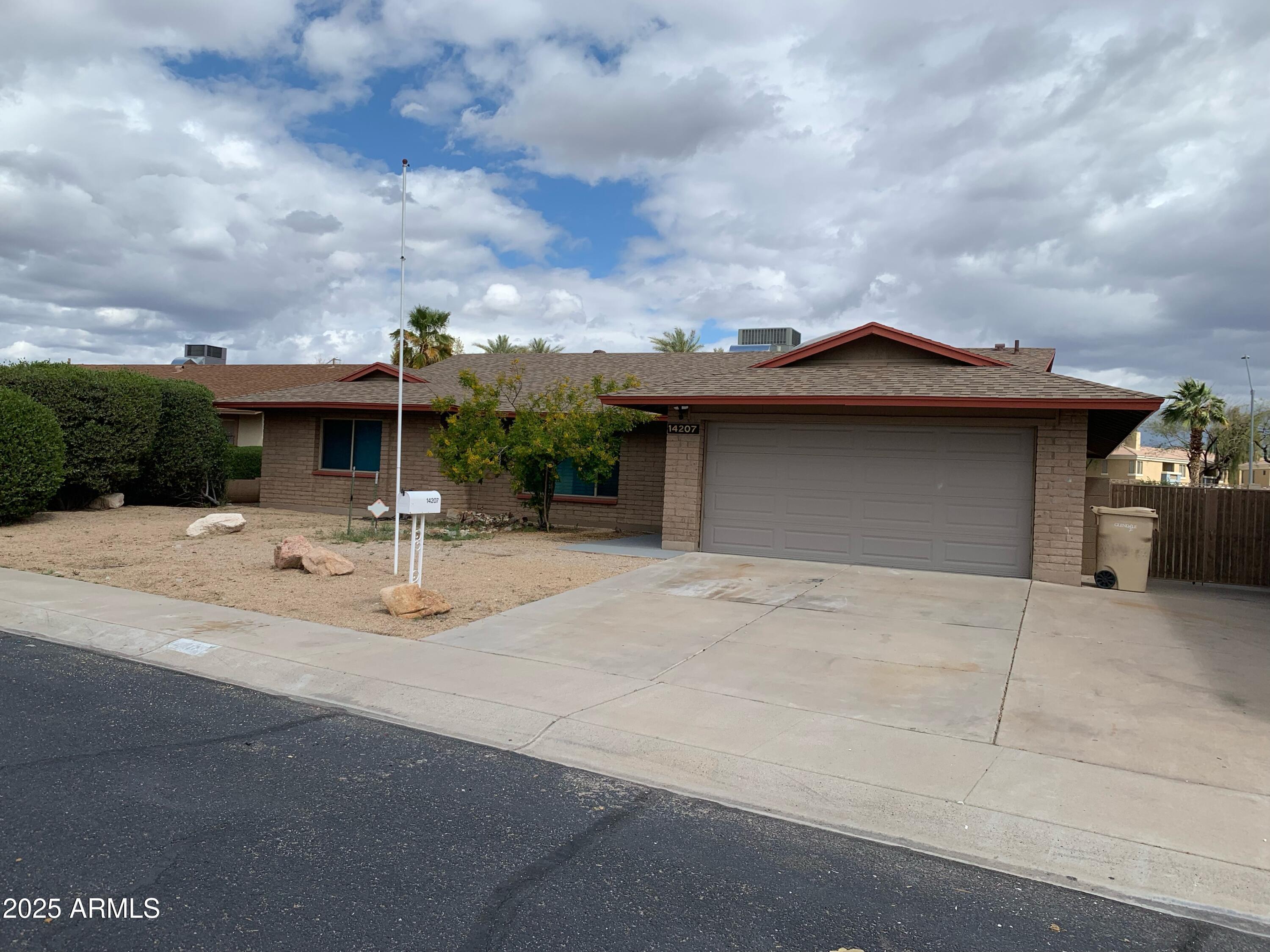 Photo of Listing #6887717