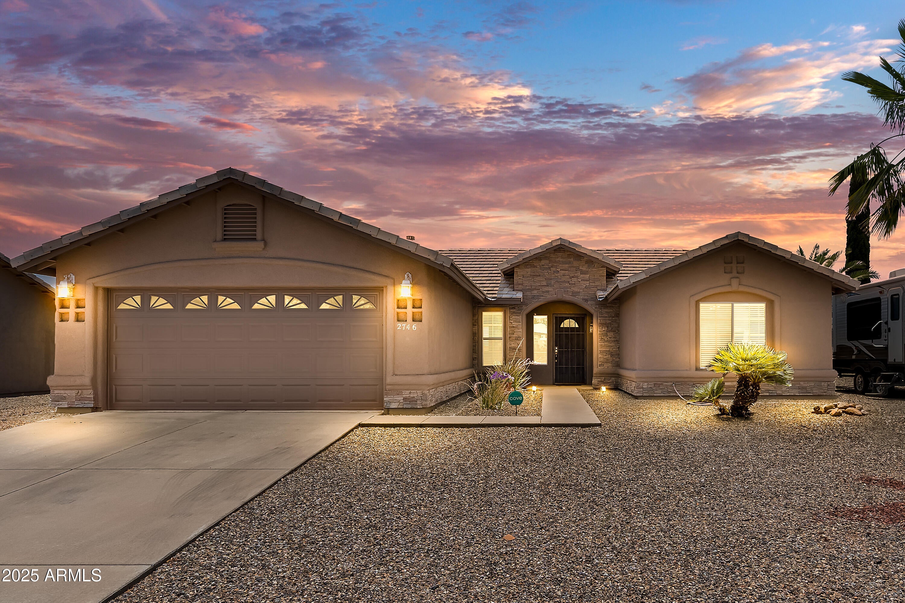 Photo of Listing #6889022