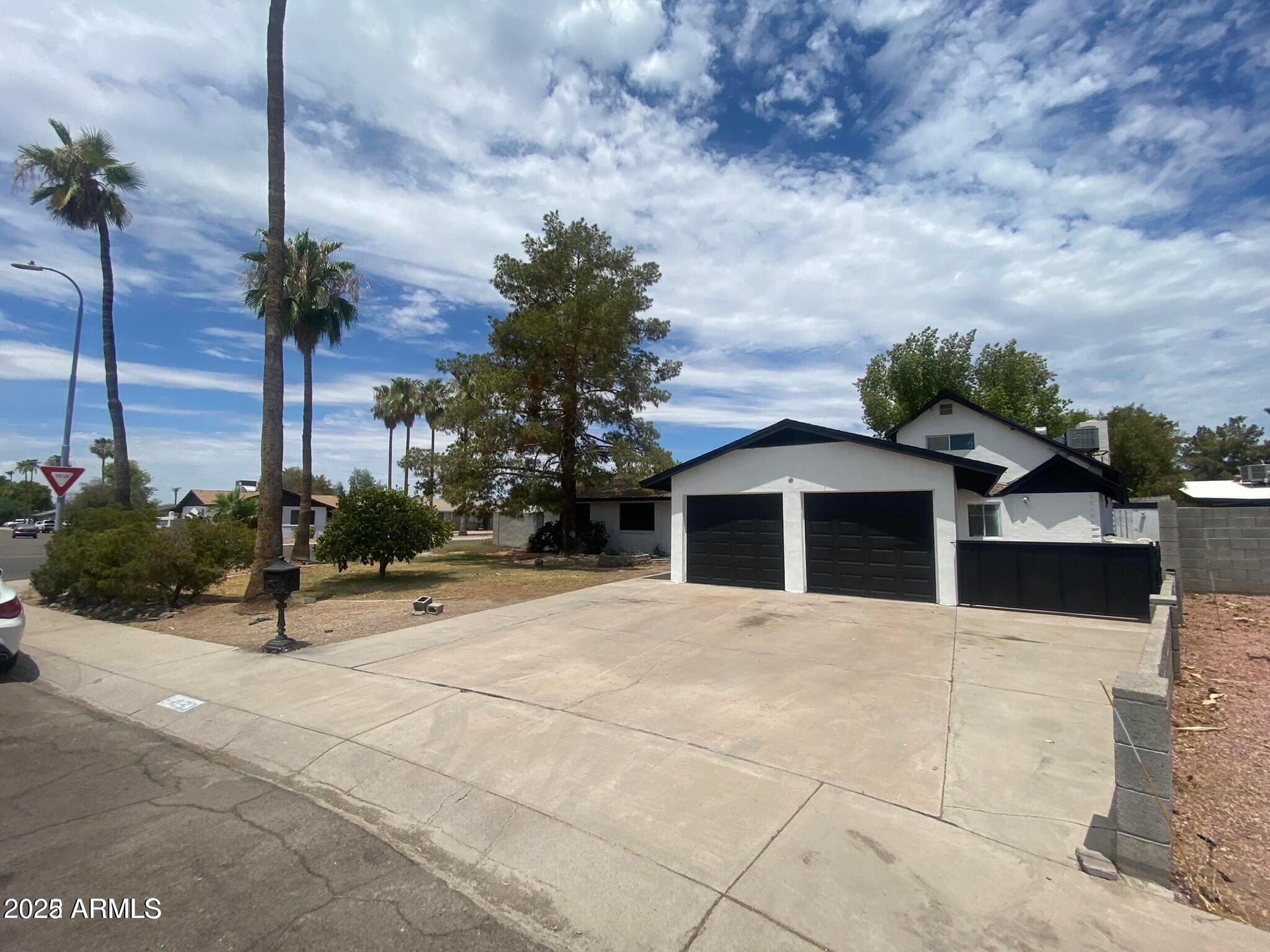 Photo of Listing #6886605