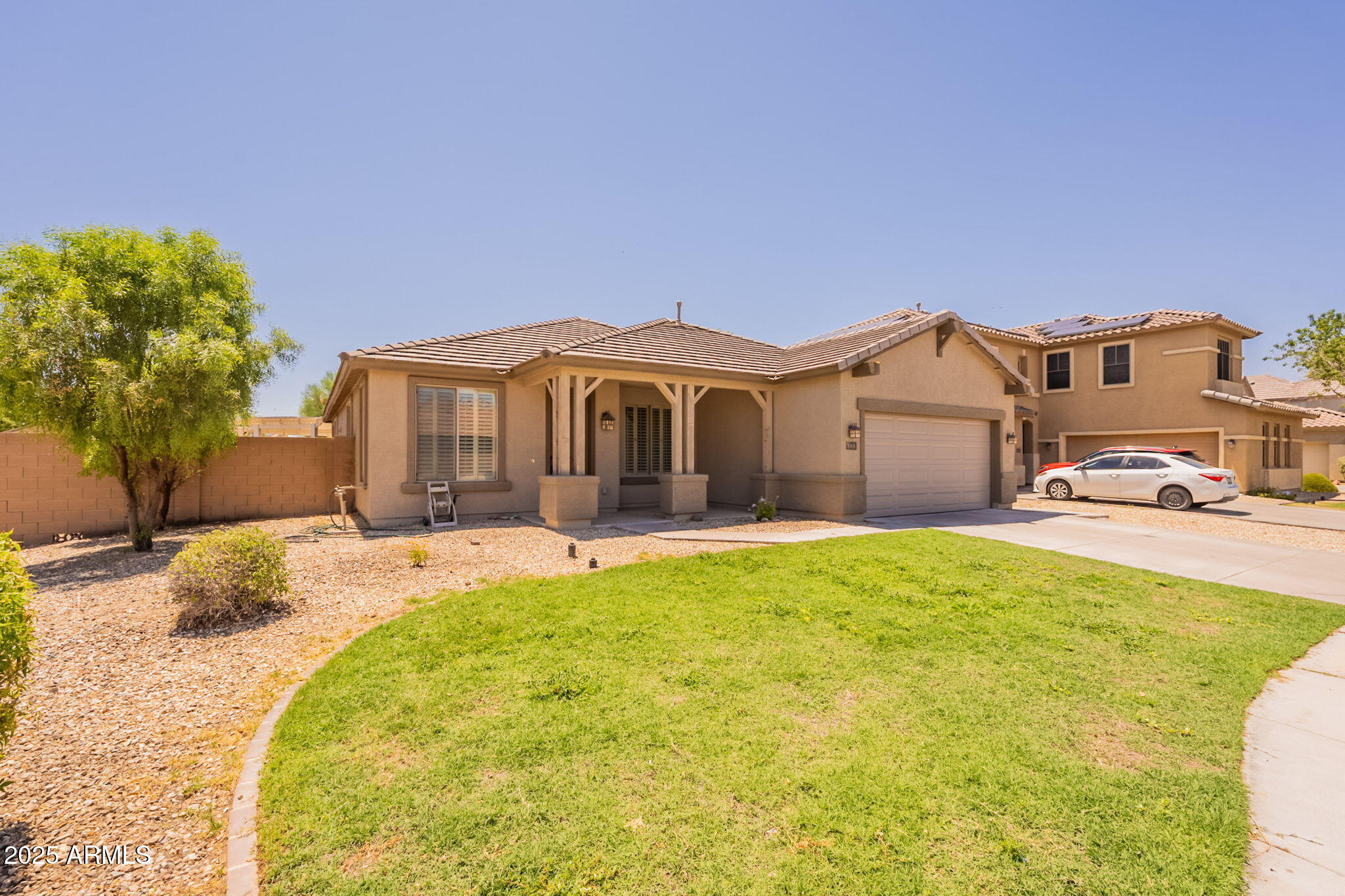 Photo of Listing #6886919