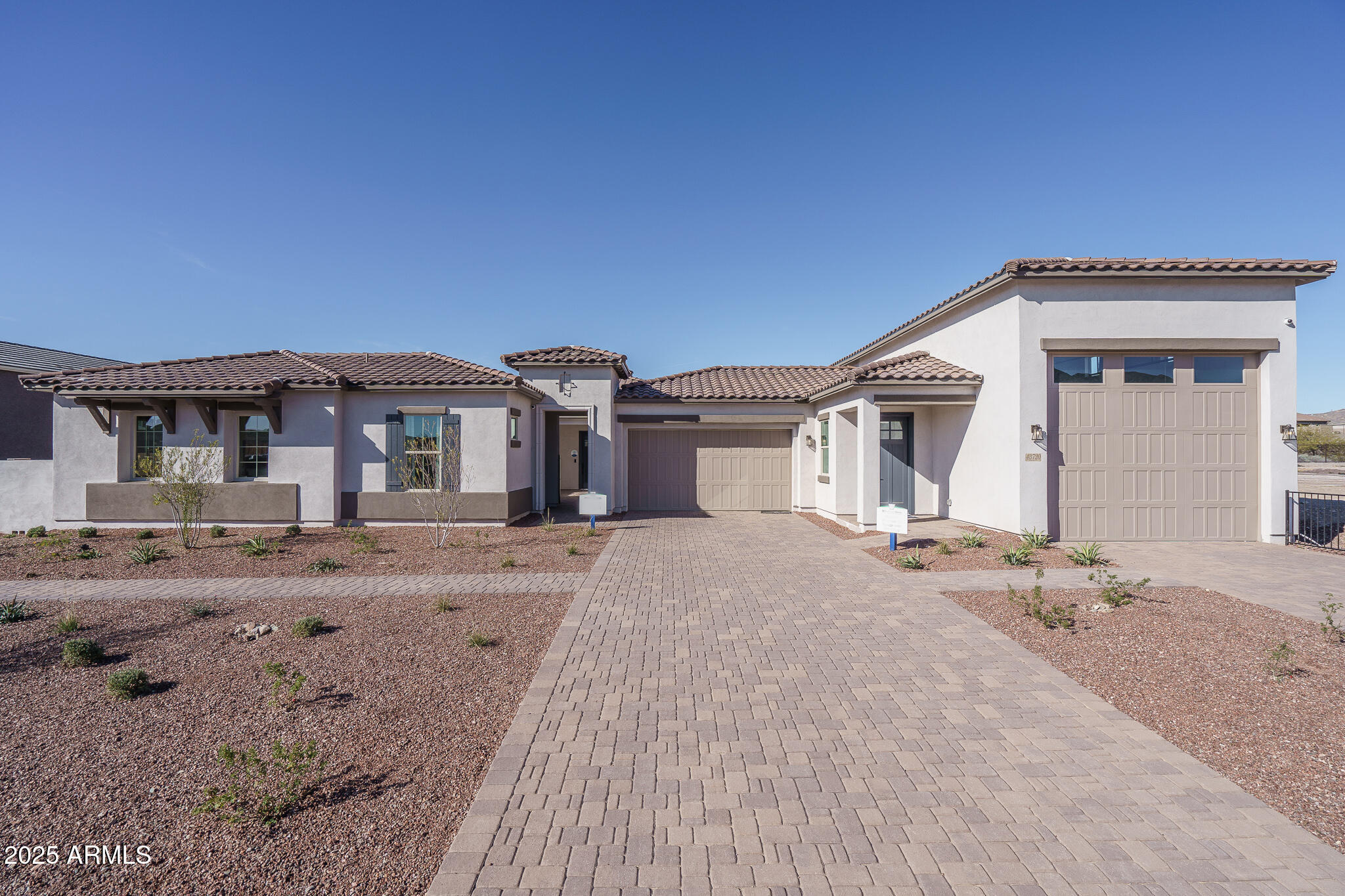 Photo of Listing #6890551