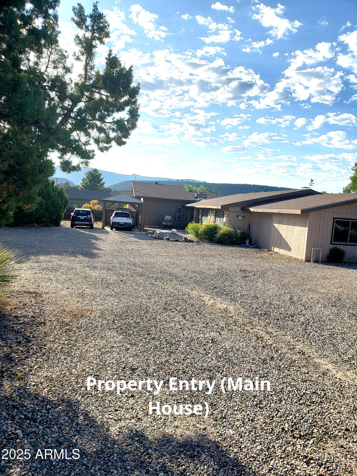Photo of Listing #6889831
