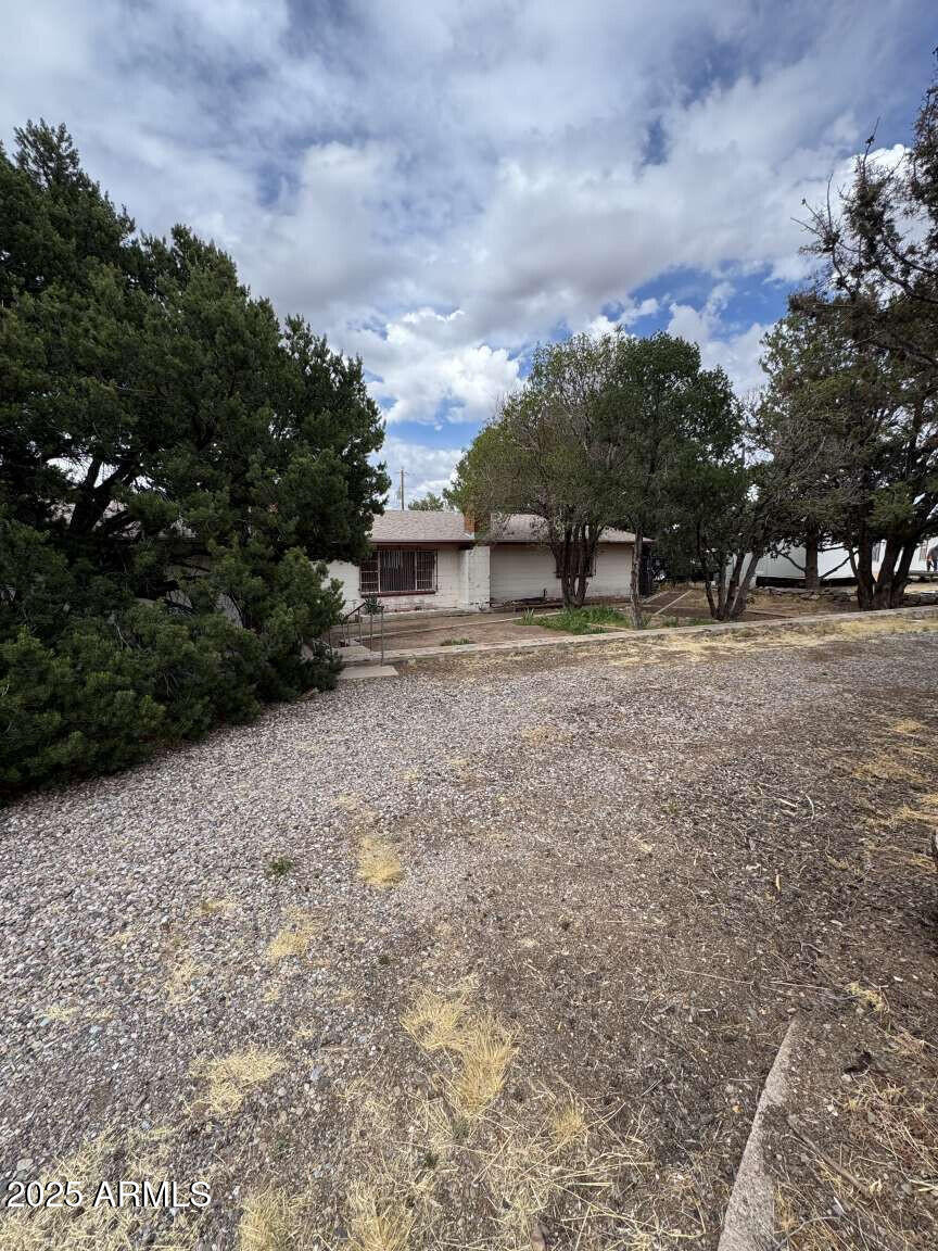 Photo of Listing #6889911