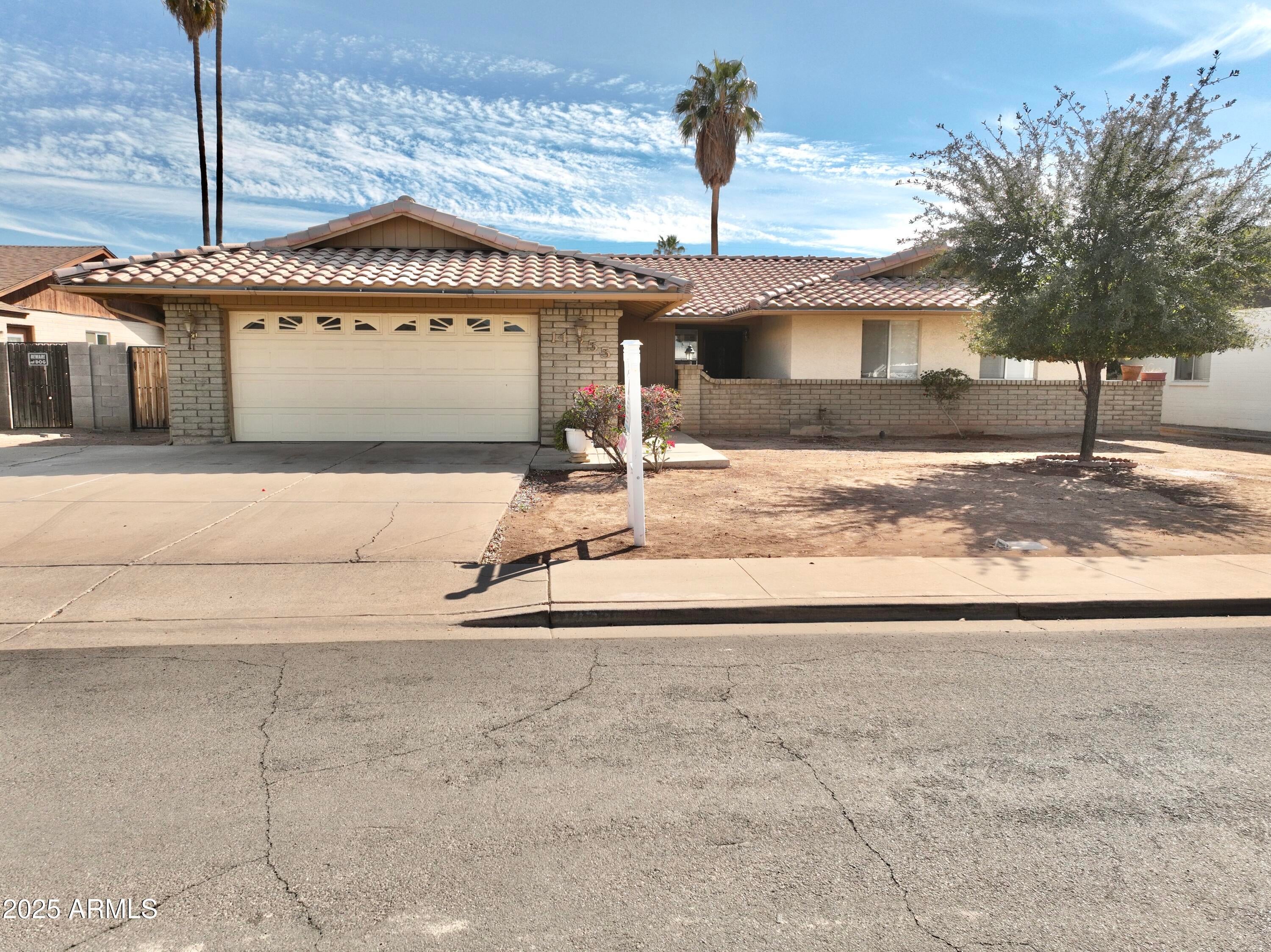 Photo of Listing #6890643