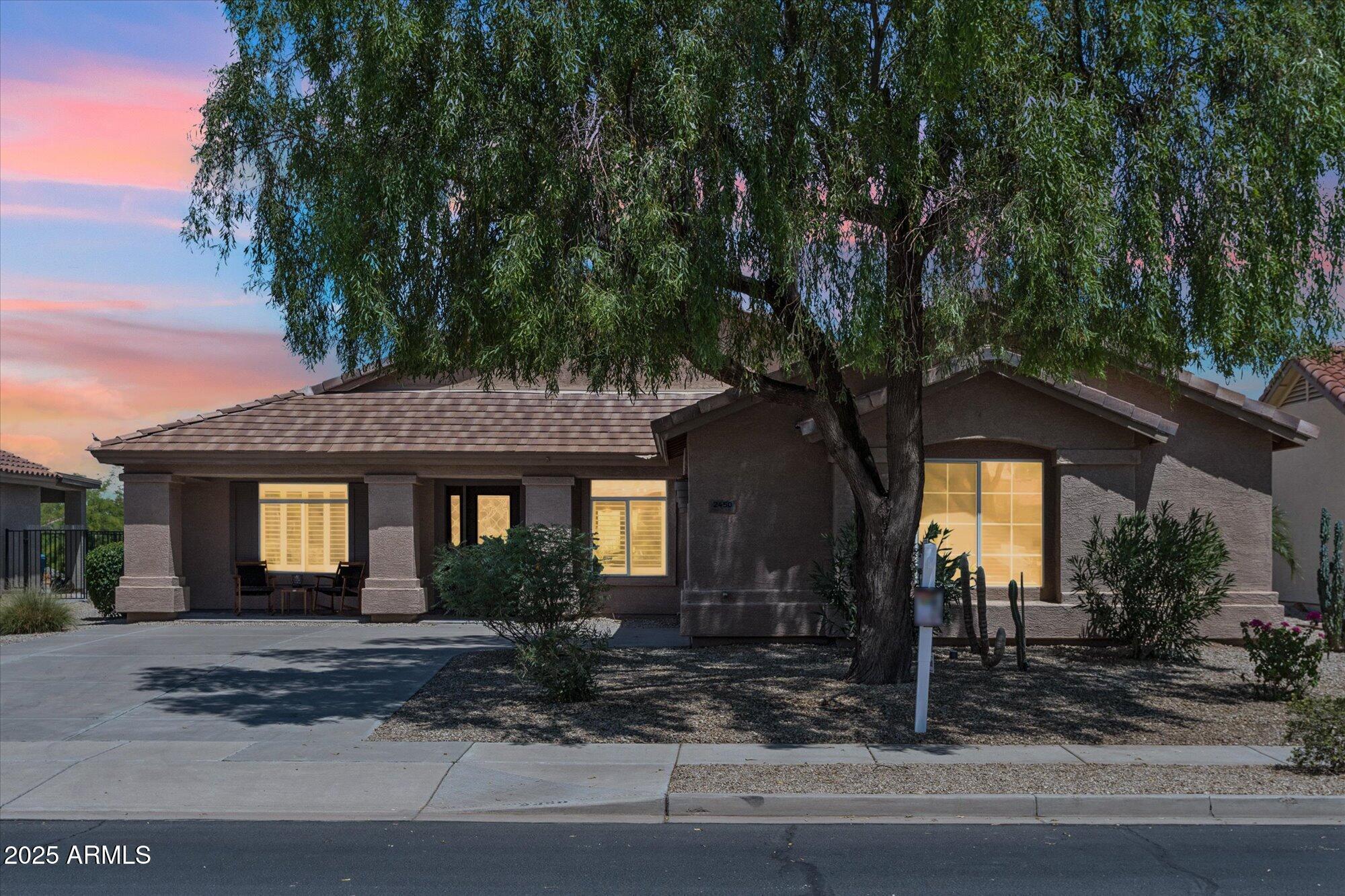 Photo of Listing #6894749