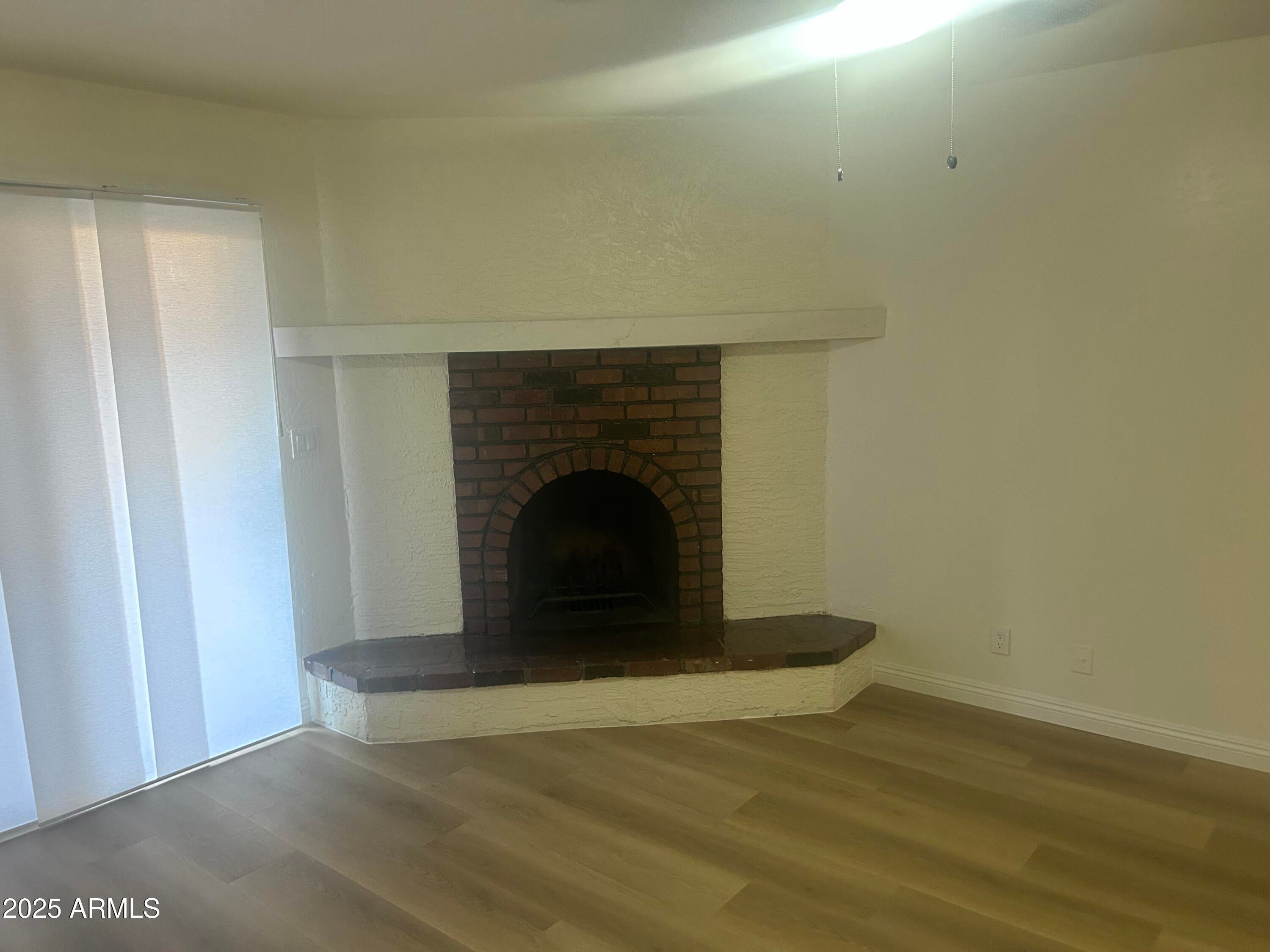 Photo of Listing #6890680